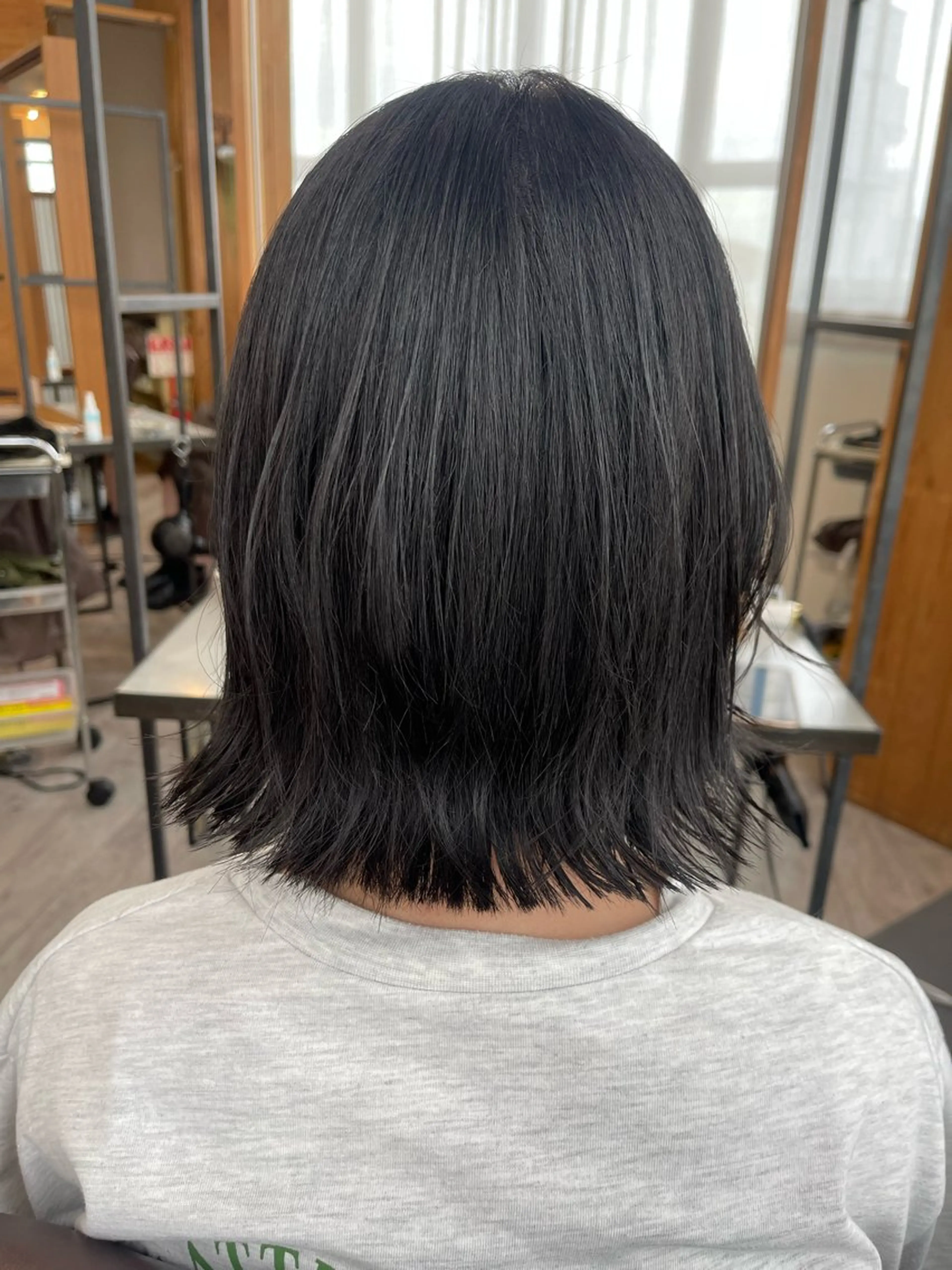 ミディアム ボブ 外ハネヘア ラム【CLAP】 🤍のヘアスタイル