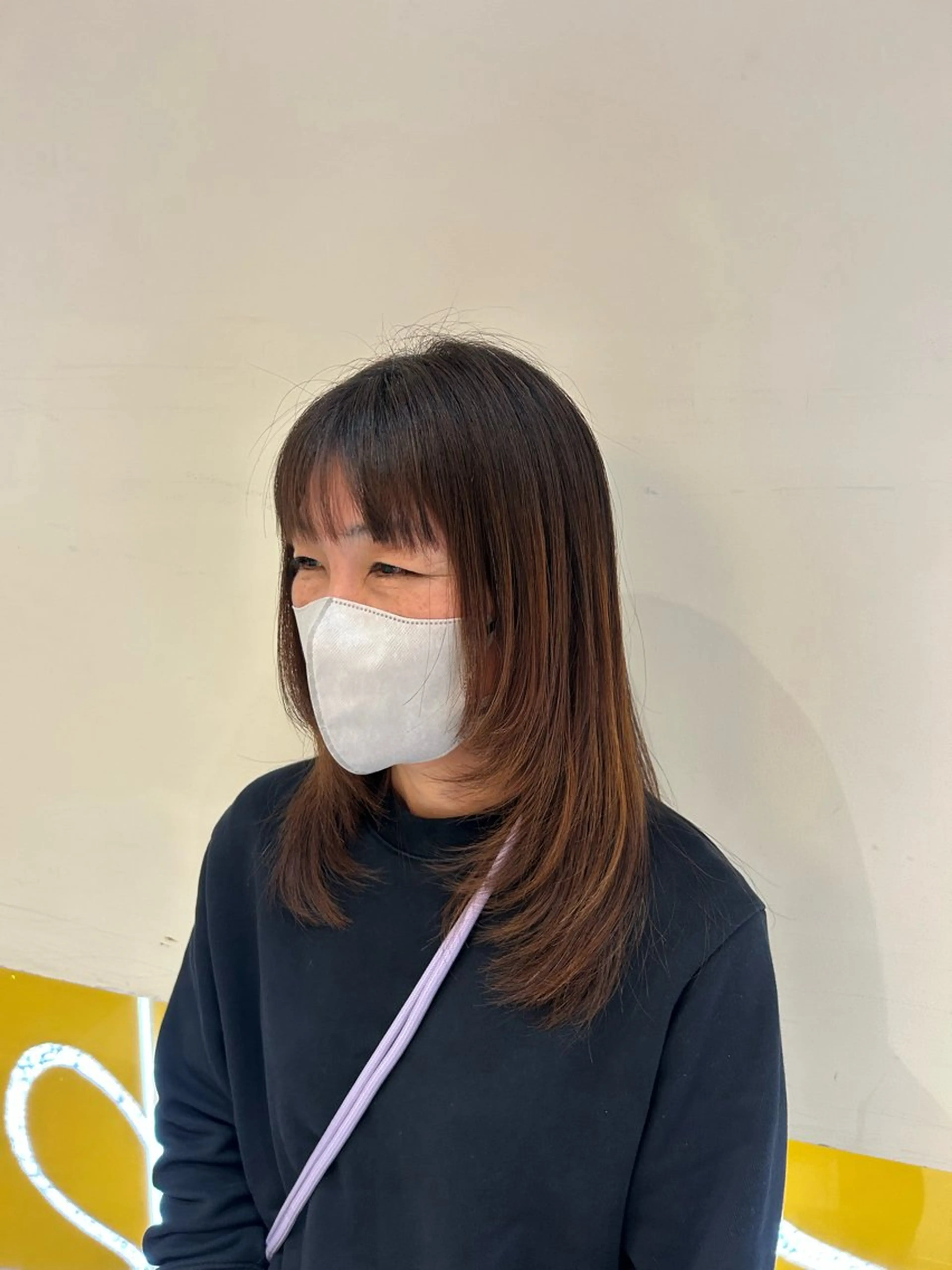 ミディアム レイヤーカット カット 村松 麻菜のヘアスタイル