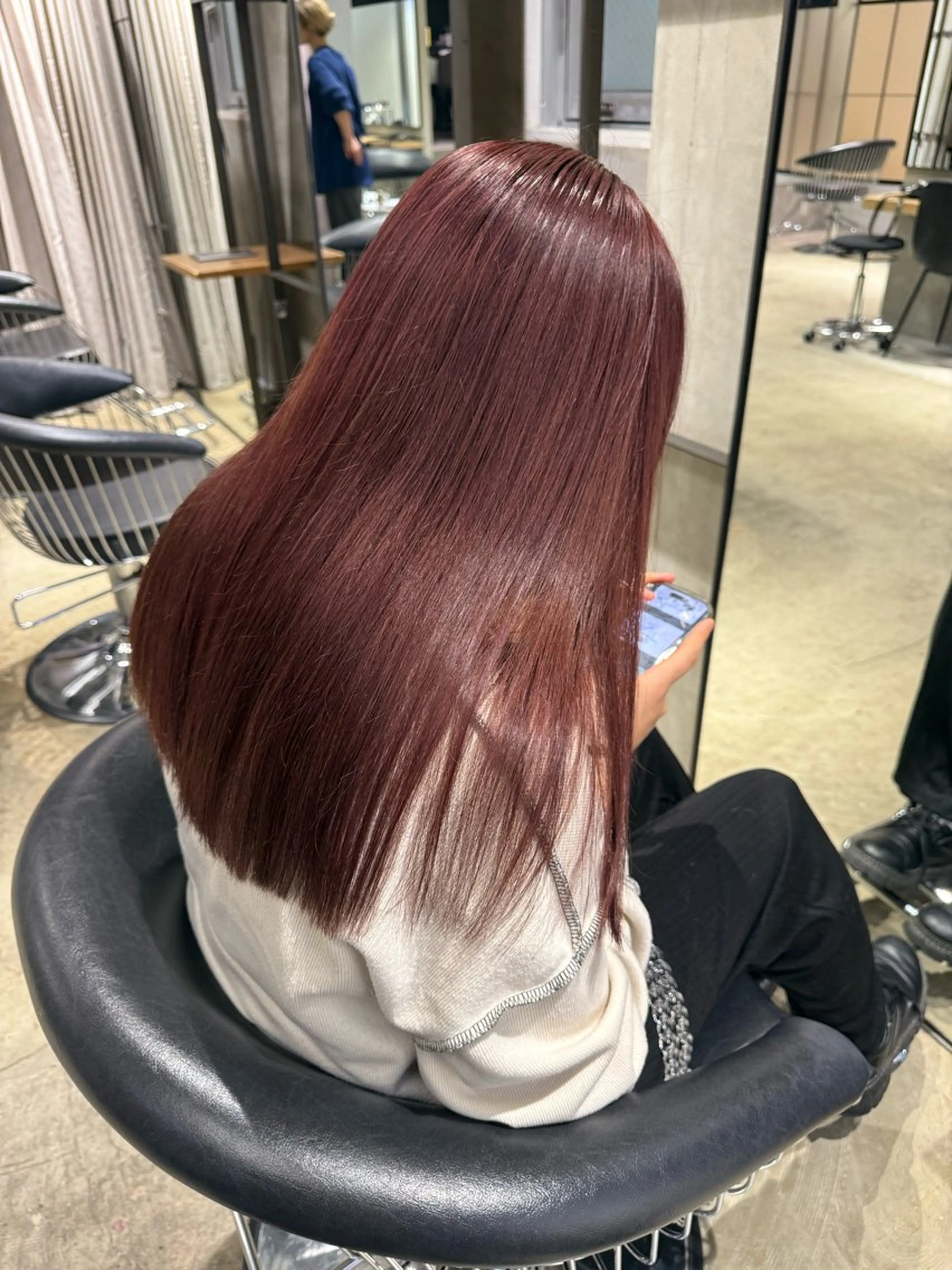 ロング カラー 須藤　優真 レイヤーボブ　ウルフのヘアスタイル