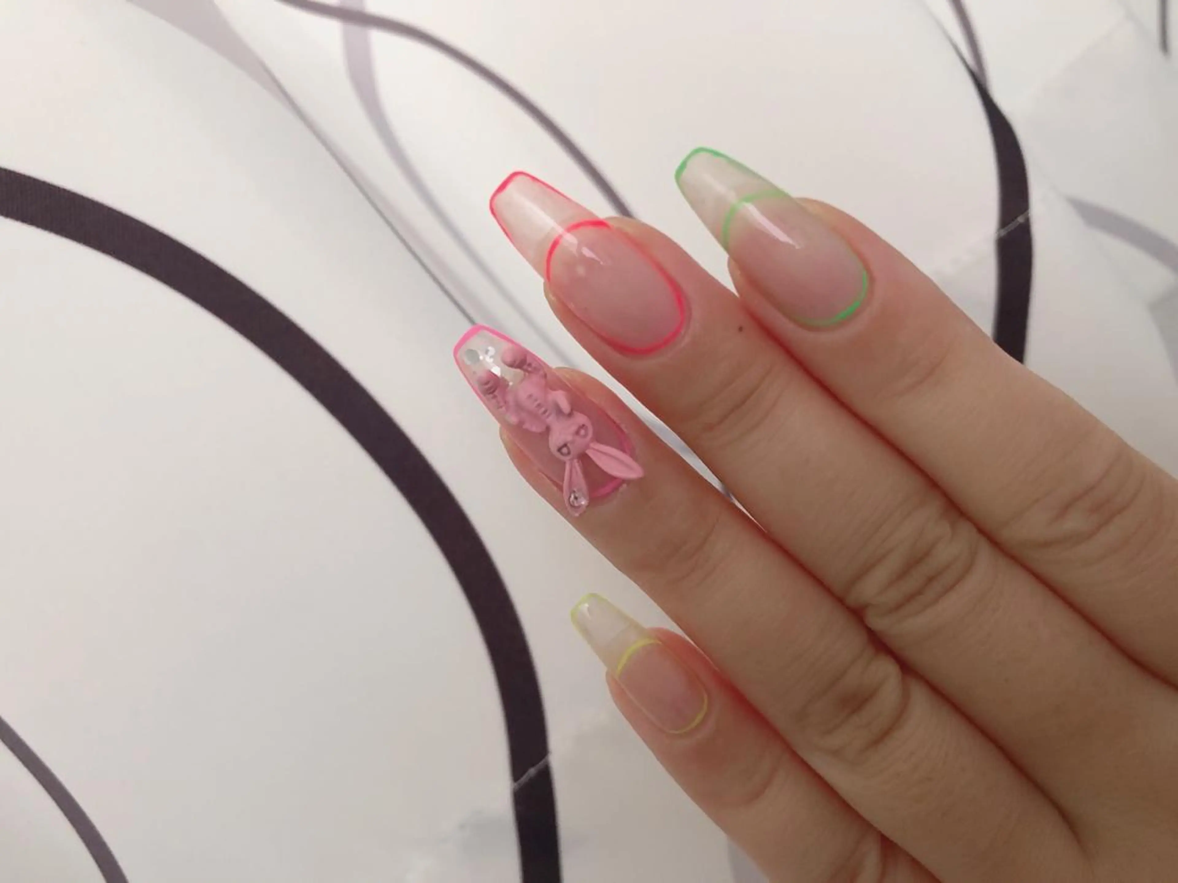 ネイル Flowerネイルサロン所属・. yukiのネイルデザイン