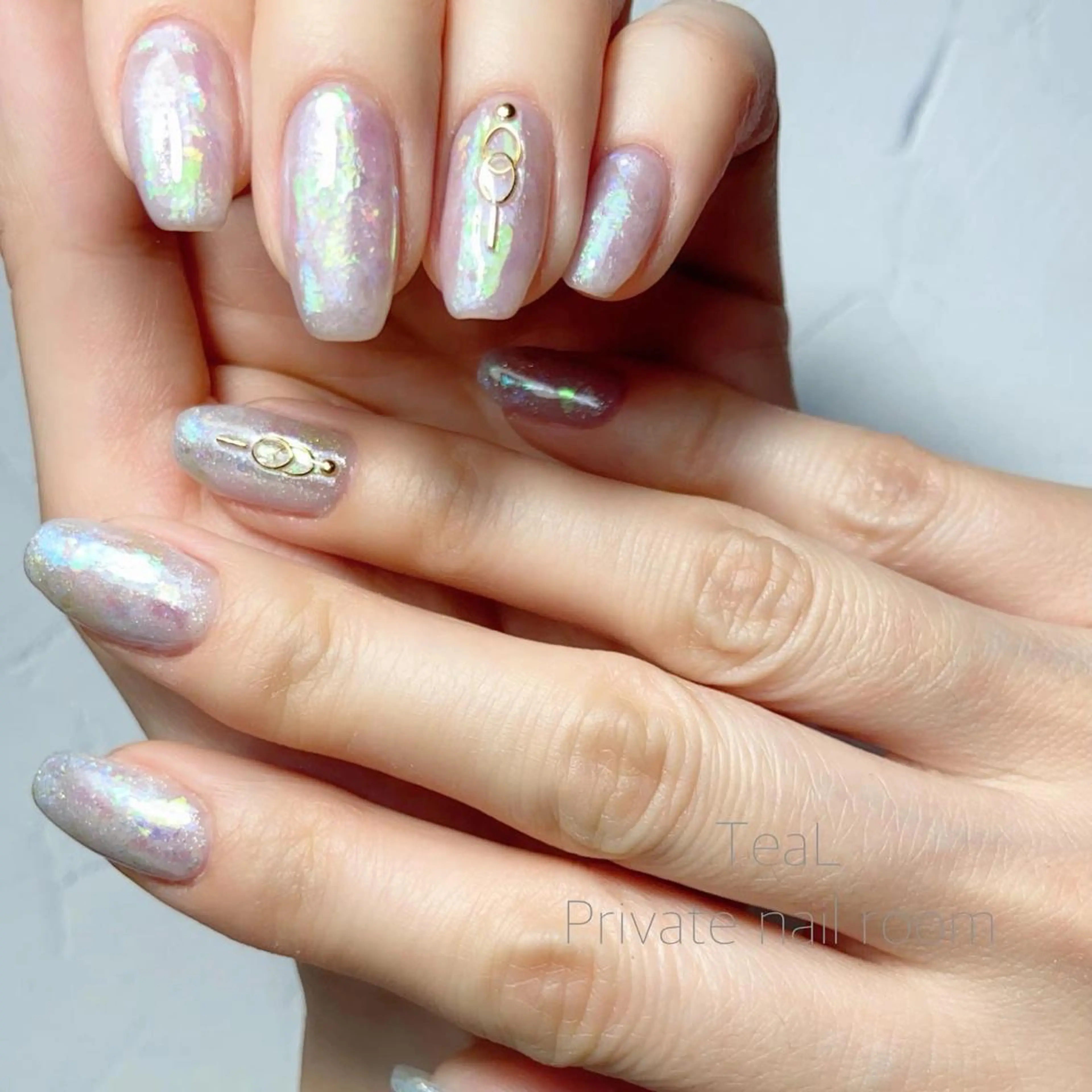 ネイル オーロラネイル キラキラネイル ハンドネイル TeaL nailのネイルデザイン