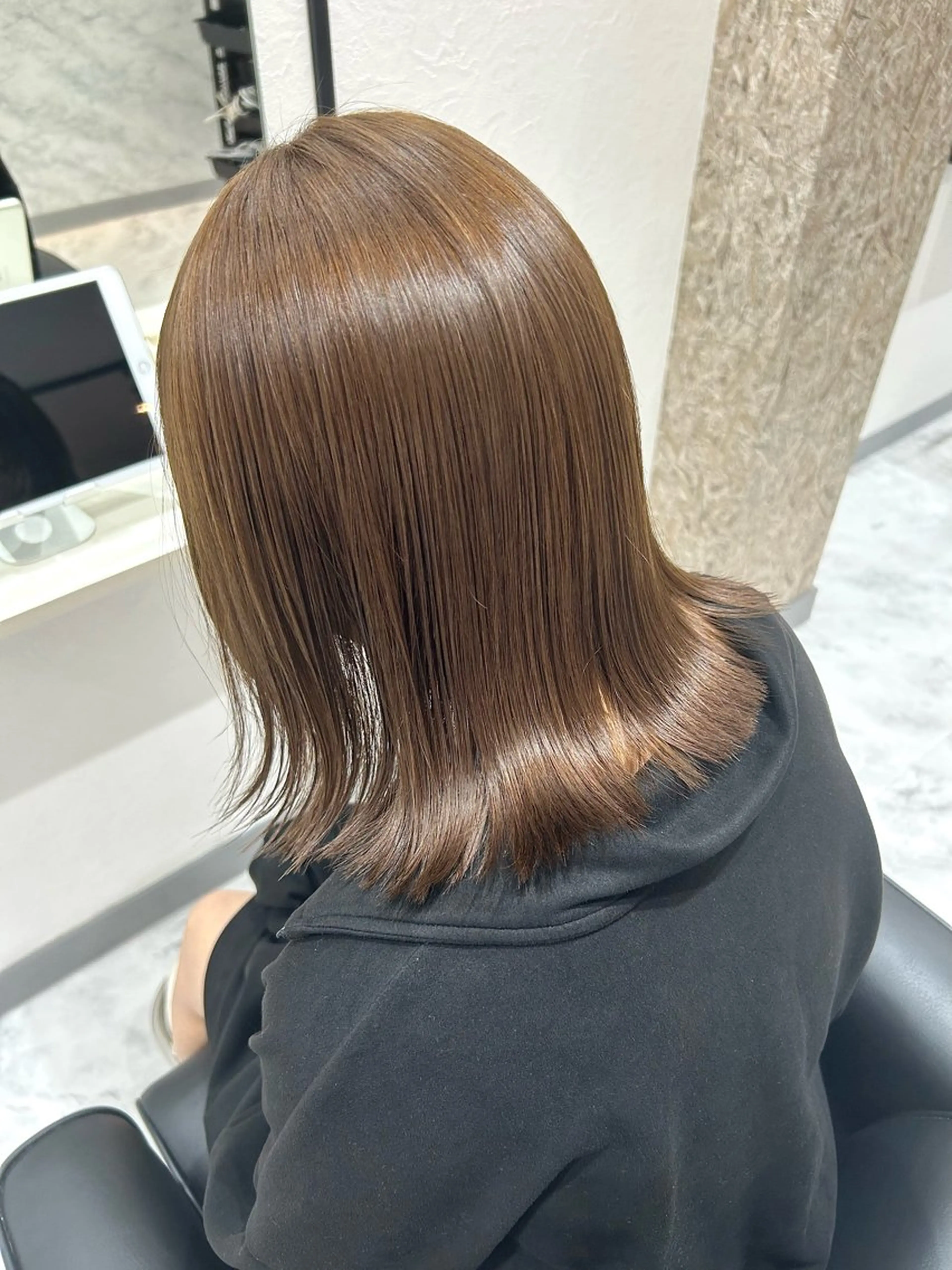 ミディアム カラー カット ヘアカラー トリートメント Via  京都烏丸所属・ハイトーン/髪質改善 /レイヤー/りなのヘアスタイル