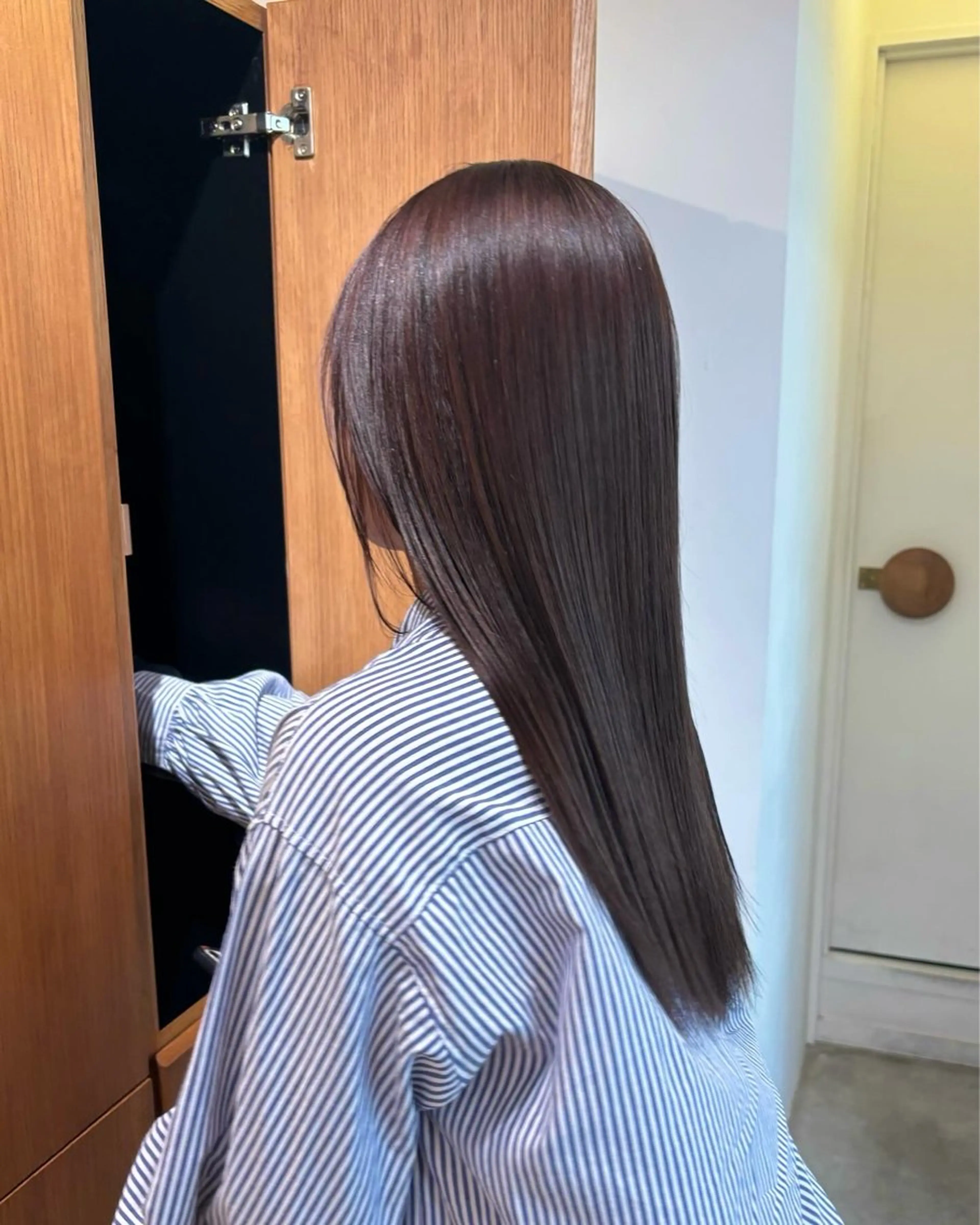 カラー aiko【艶カラー ・ミニモ年内で終了】のヘアスタイル