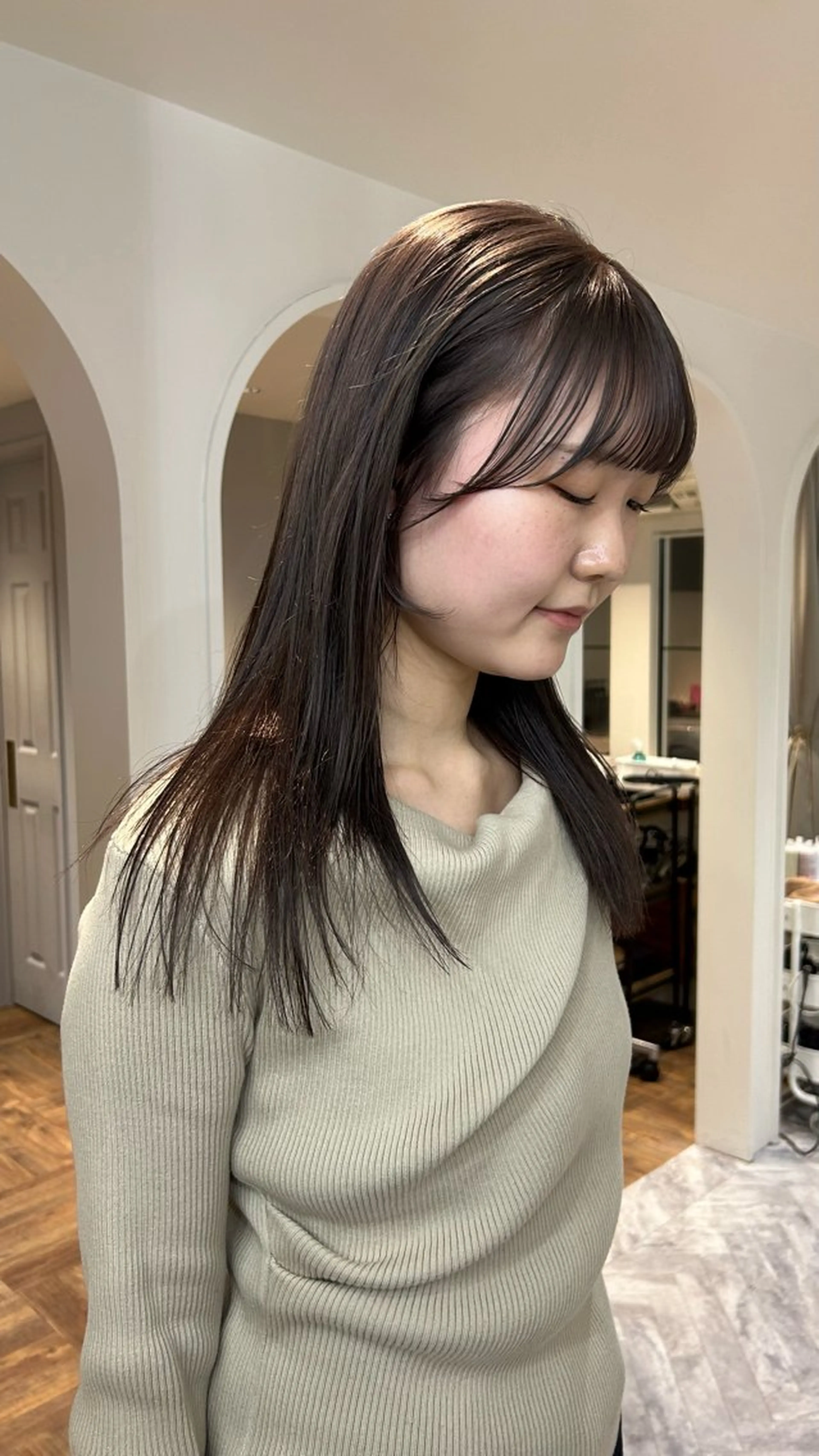 セミロング カラー ヘアカラー トリートメント じゅわっと暖色カラー 🍊Moemiのヘアスタイル