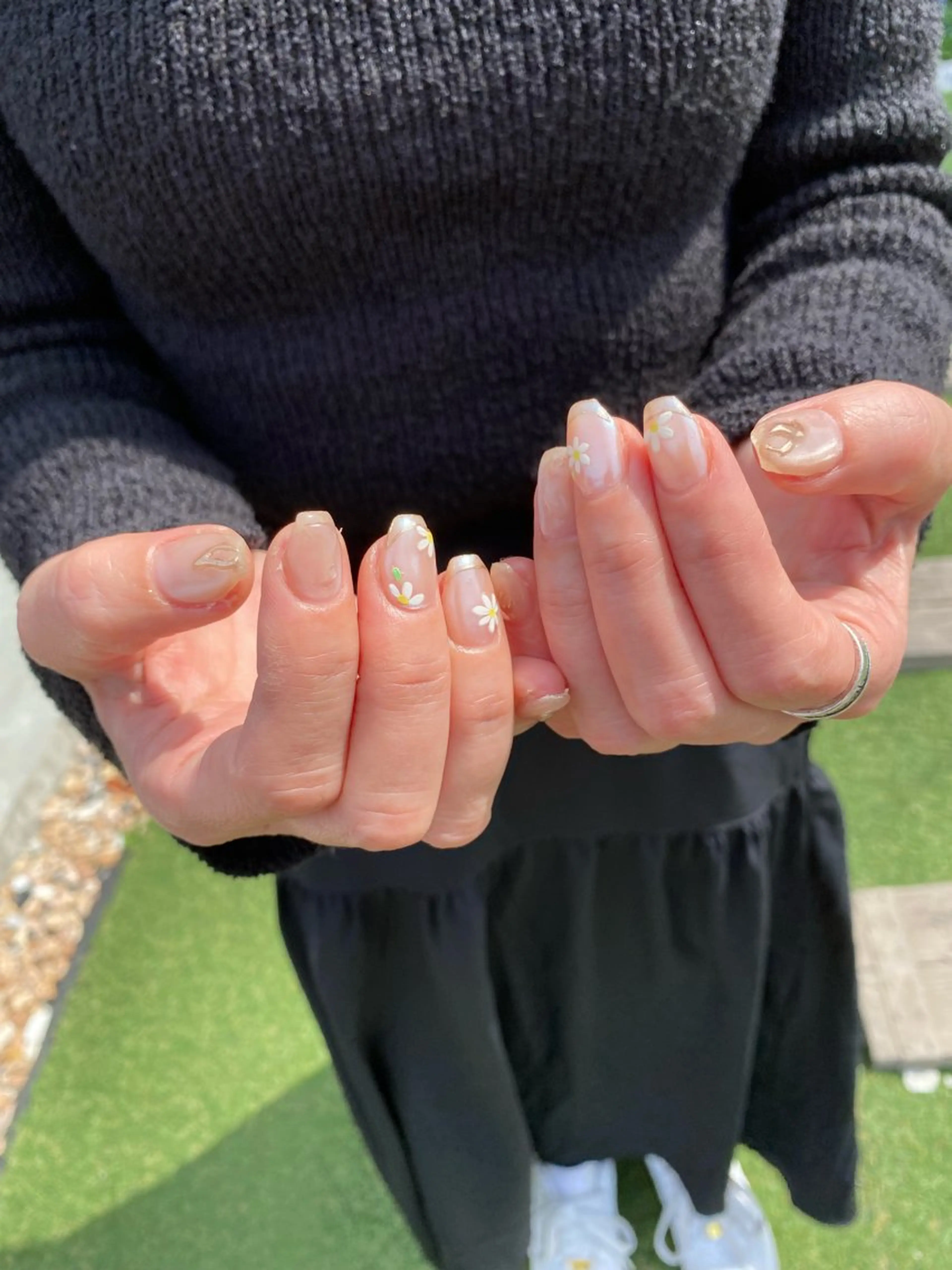 ネイル ハンドネイル デコパーツが得意♪ ネイル/眉毛/エステの眉毛・アイブロウイメージ