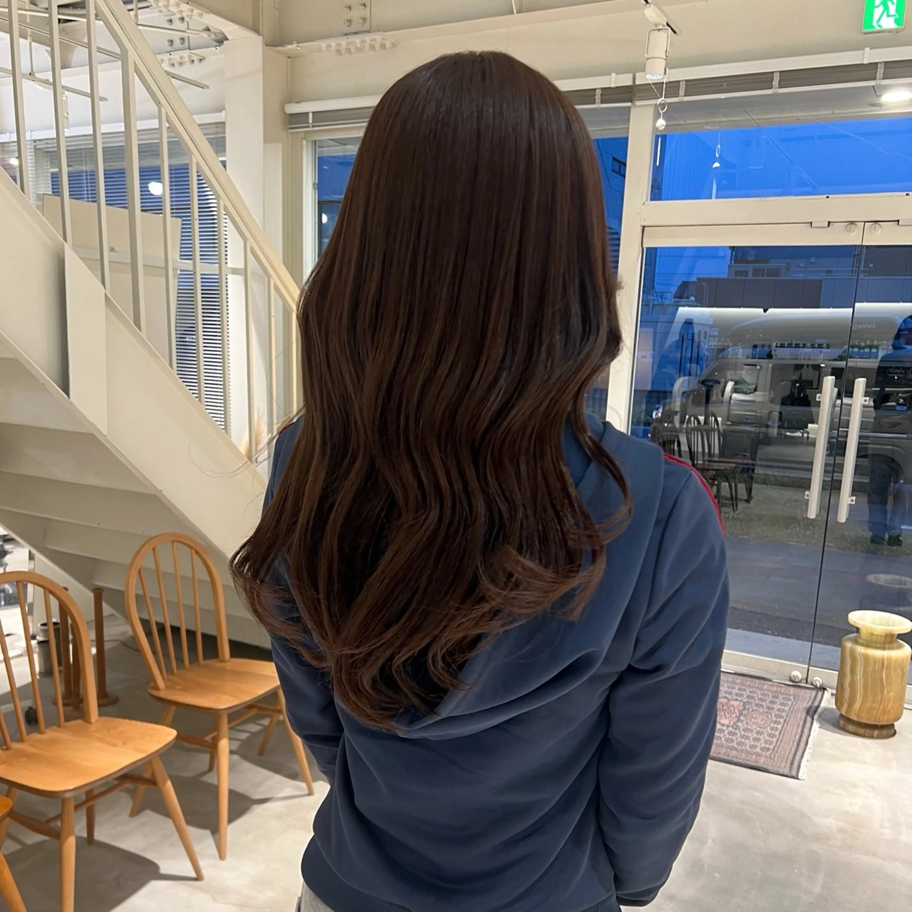 ロング カラー 周東 芽依のヘアスタイル