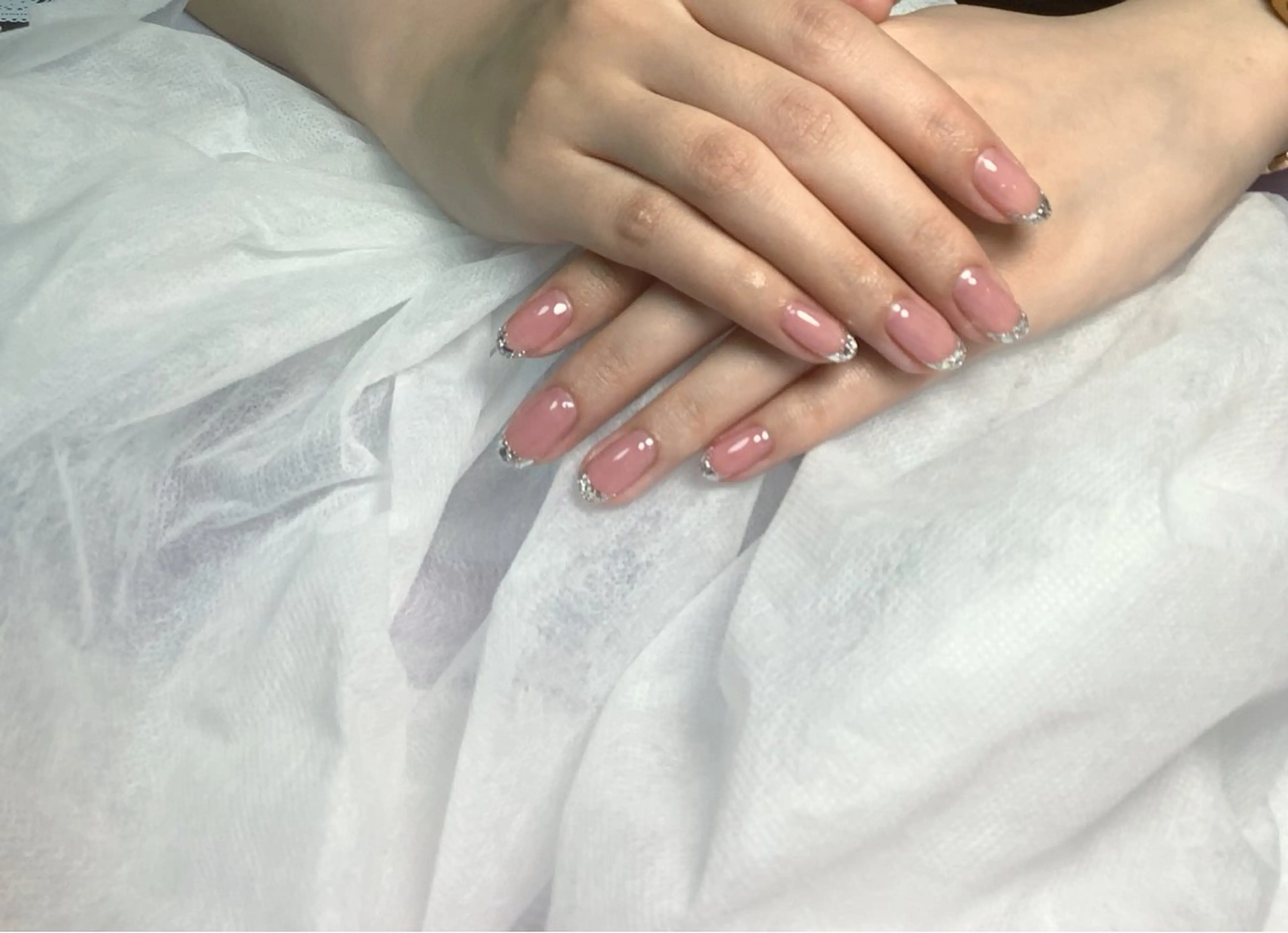 ネイル pink ladyサロン所属・べ にのネイルデザイン