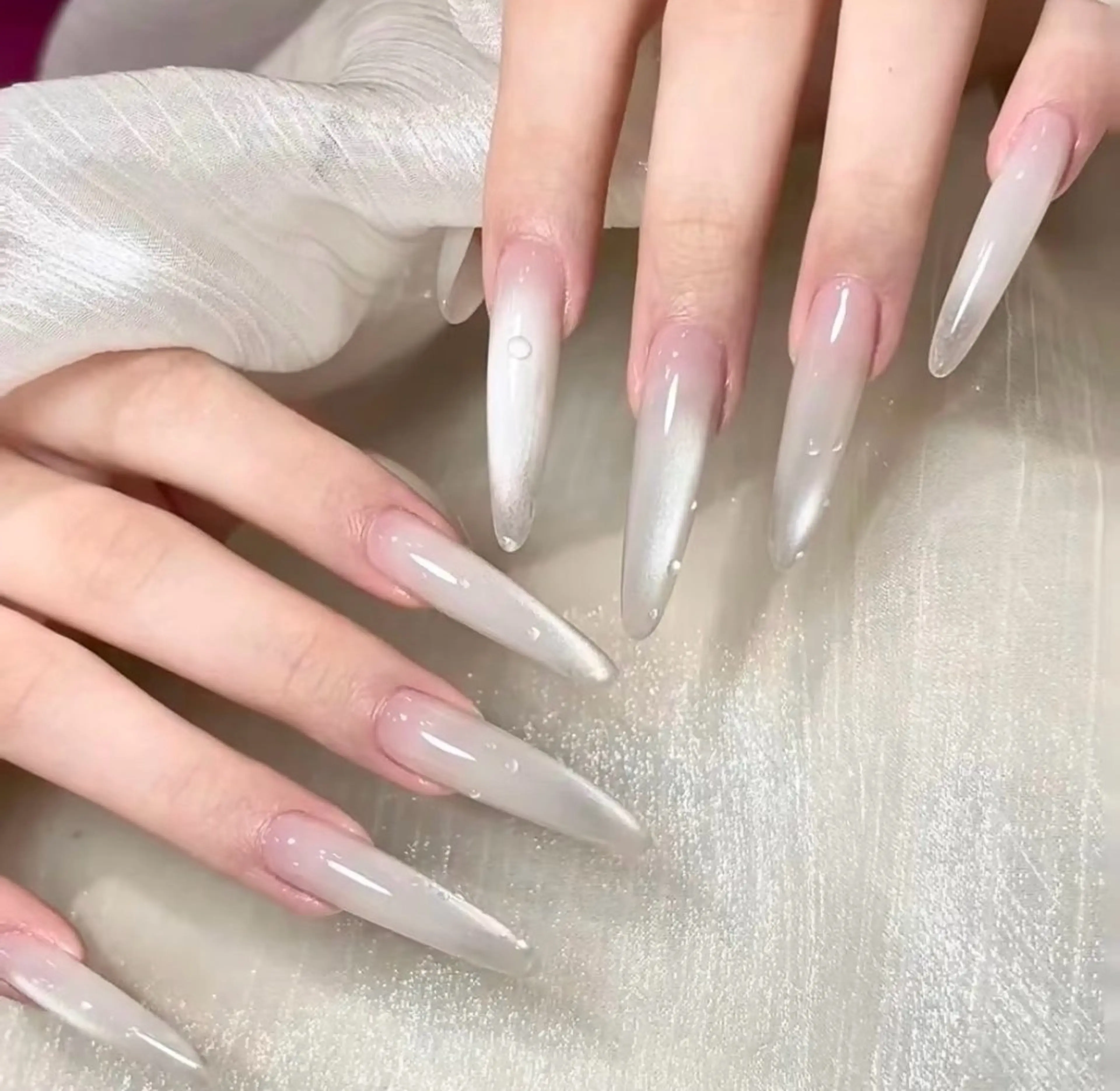 ⭐️新店キャンペーン中  セール【チップ長さ出し】マグネット/フラッシュ(宝石風・ビー玉マグネット無料変更可)の写真