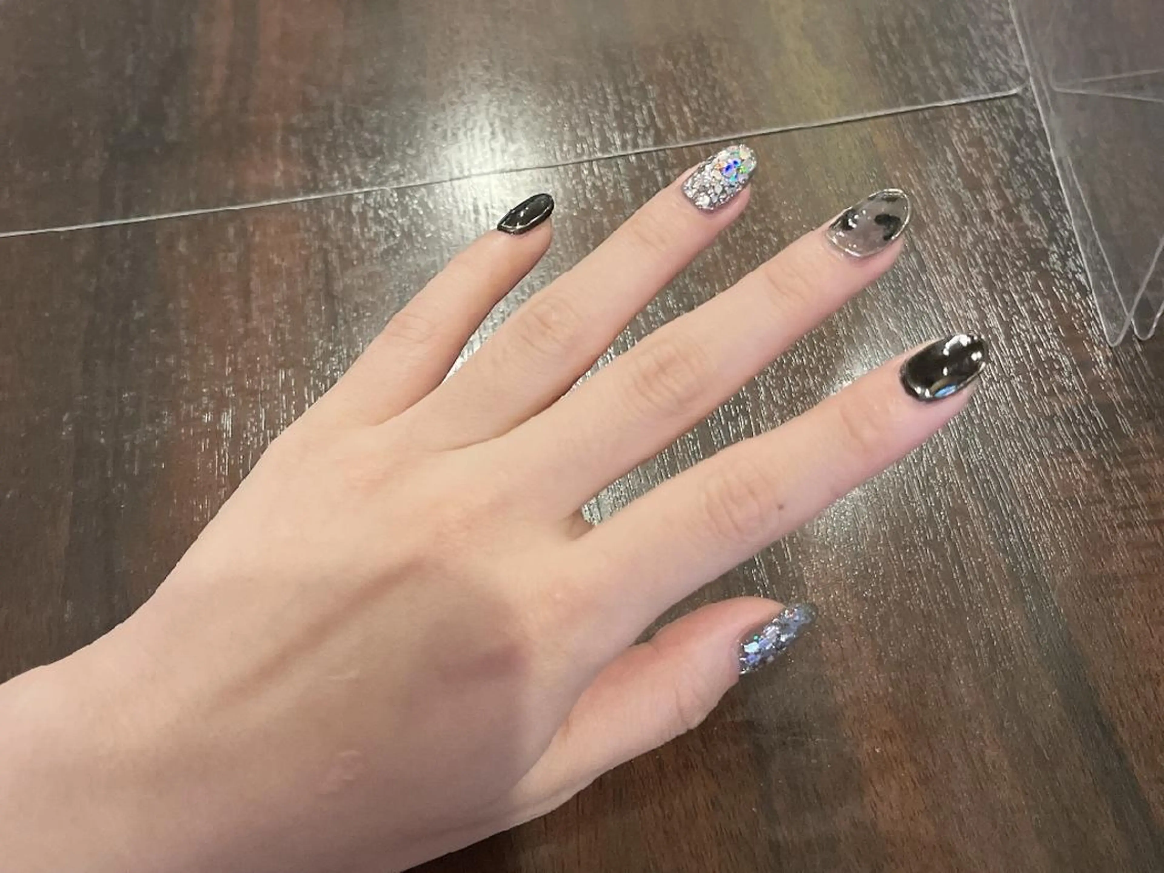 ネイル E·U·B ネイル所属・横浜市中区曙町 E·U·Bネイルのネイルデザイン