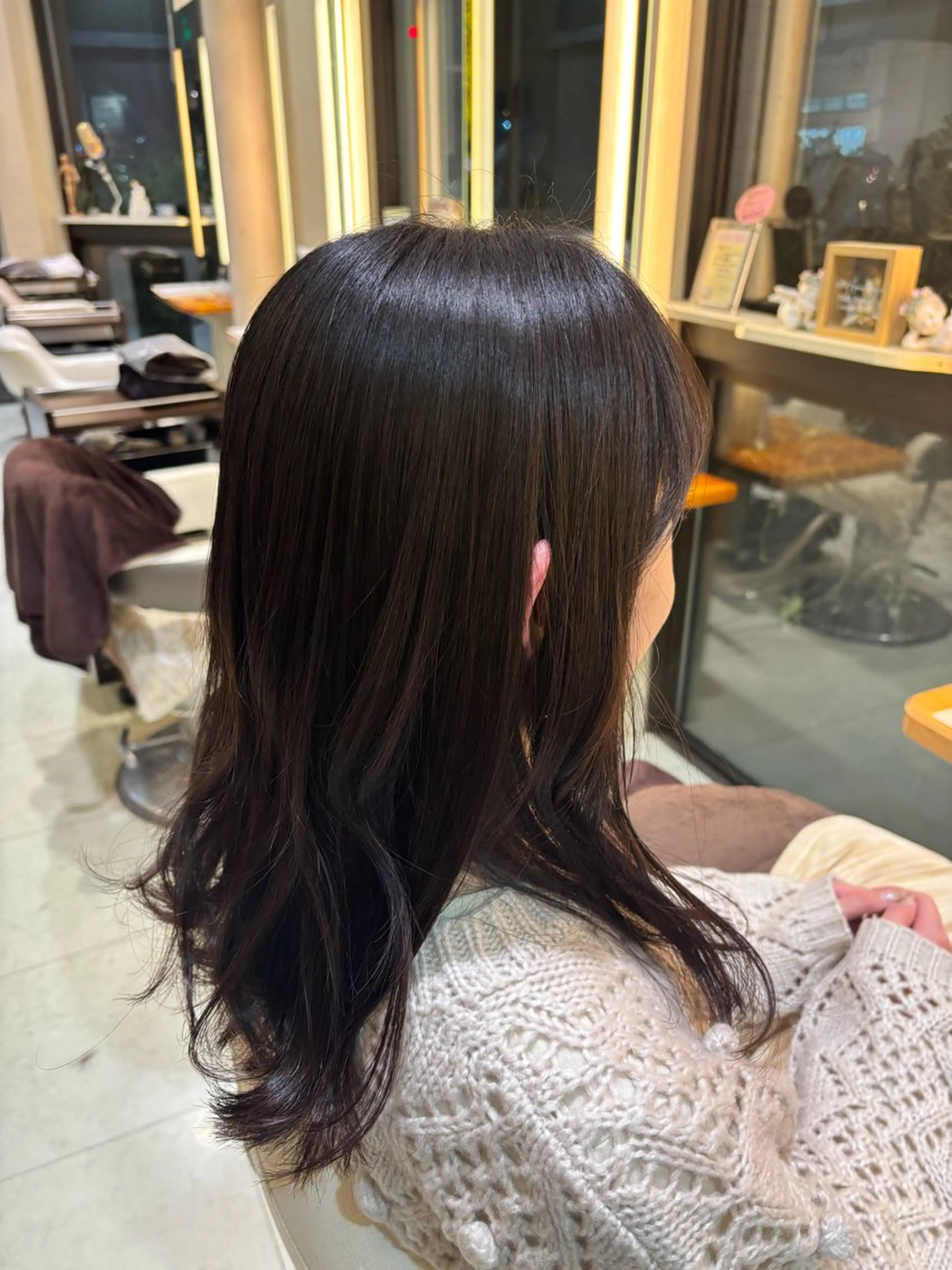 ミディアム 五番街所属・美容室 五番街のヘアスタイル