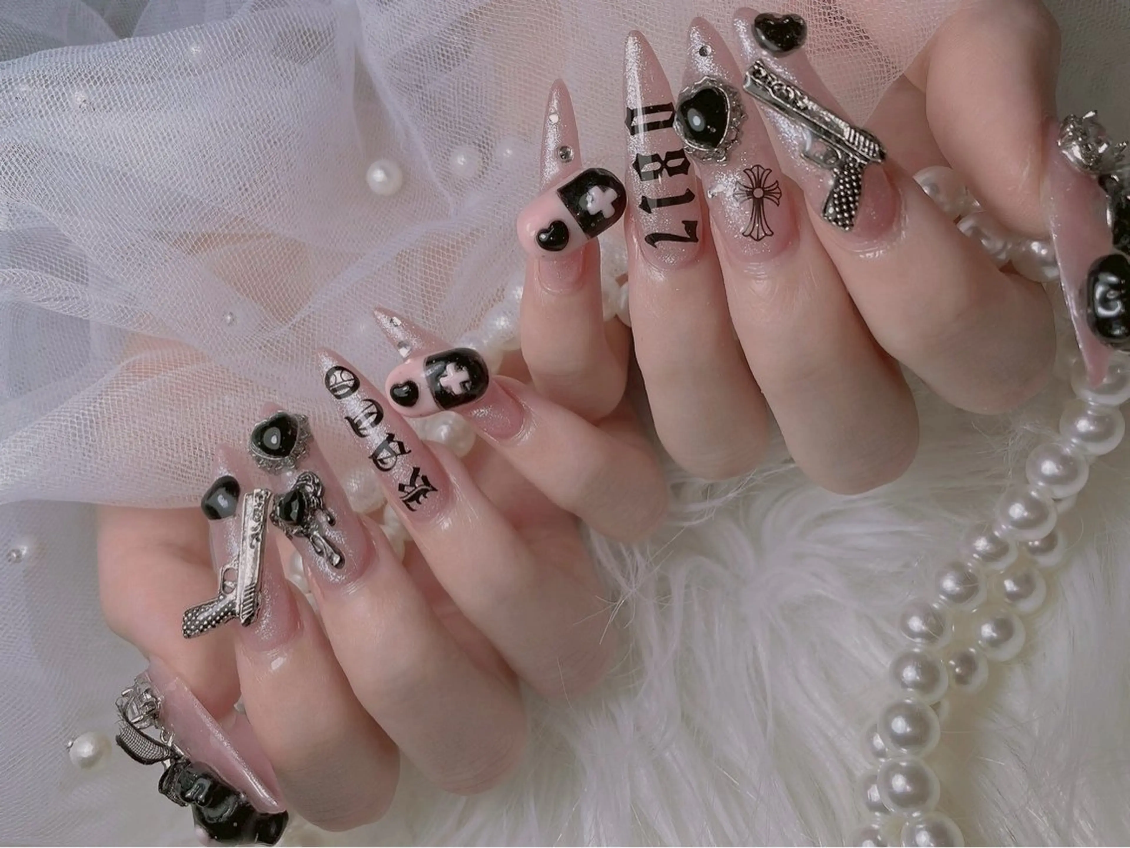 ネイル ハンドネイル -ému- k.oのネイルデザイン