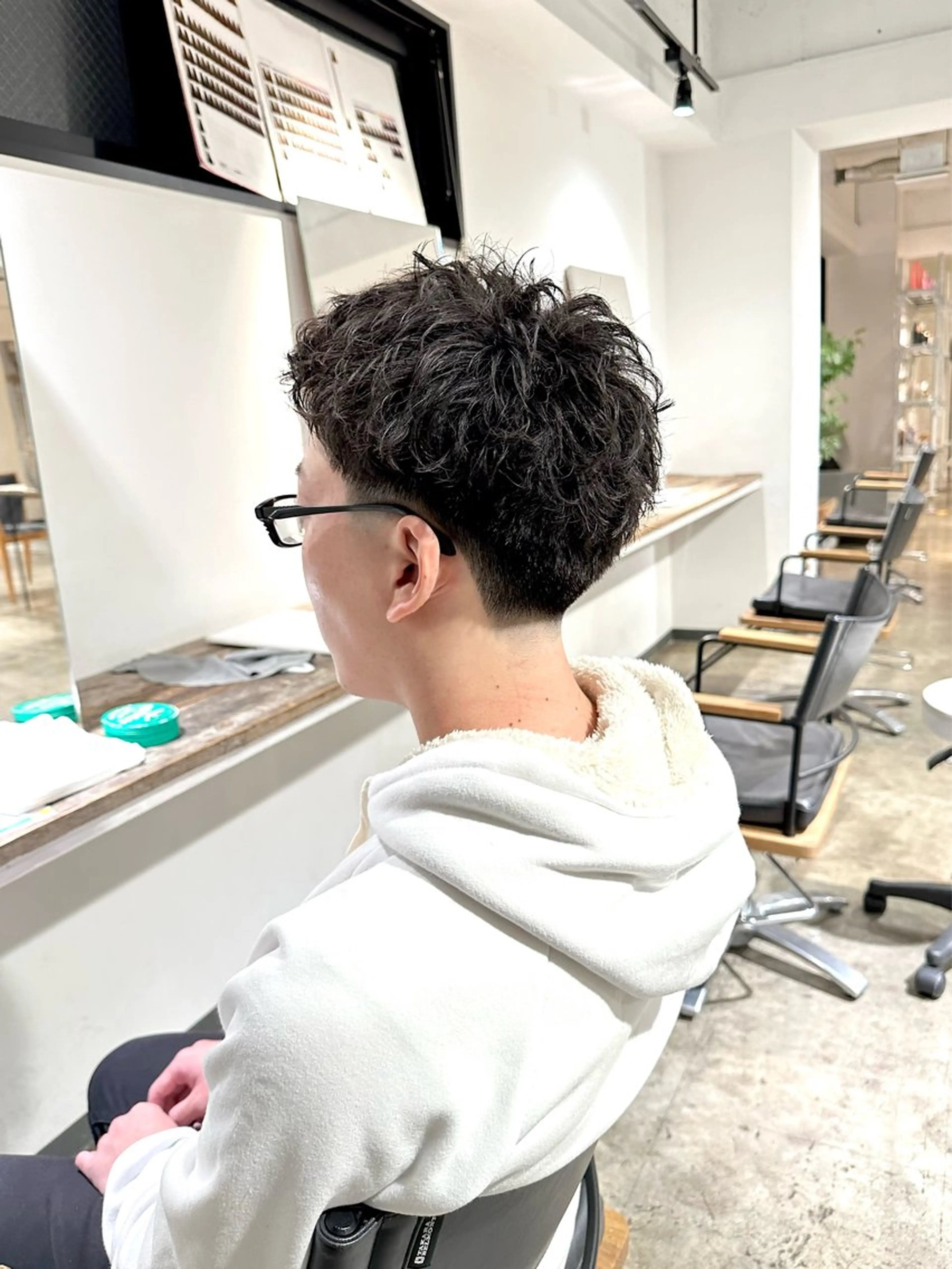 メンズ フェードカット メンズパーマ スパイキーショート カット パーマ トリートメント 骨格補正施術/メンズ 専門美容師/YUYAのヘアスタイル