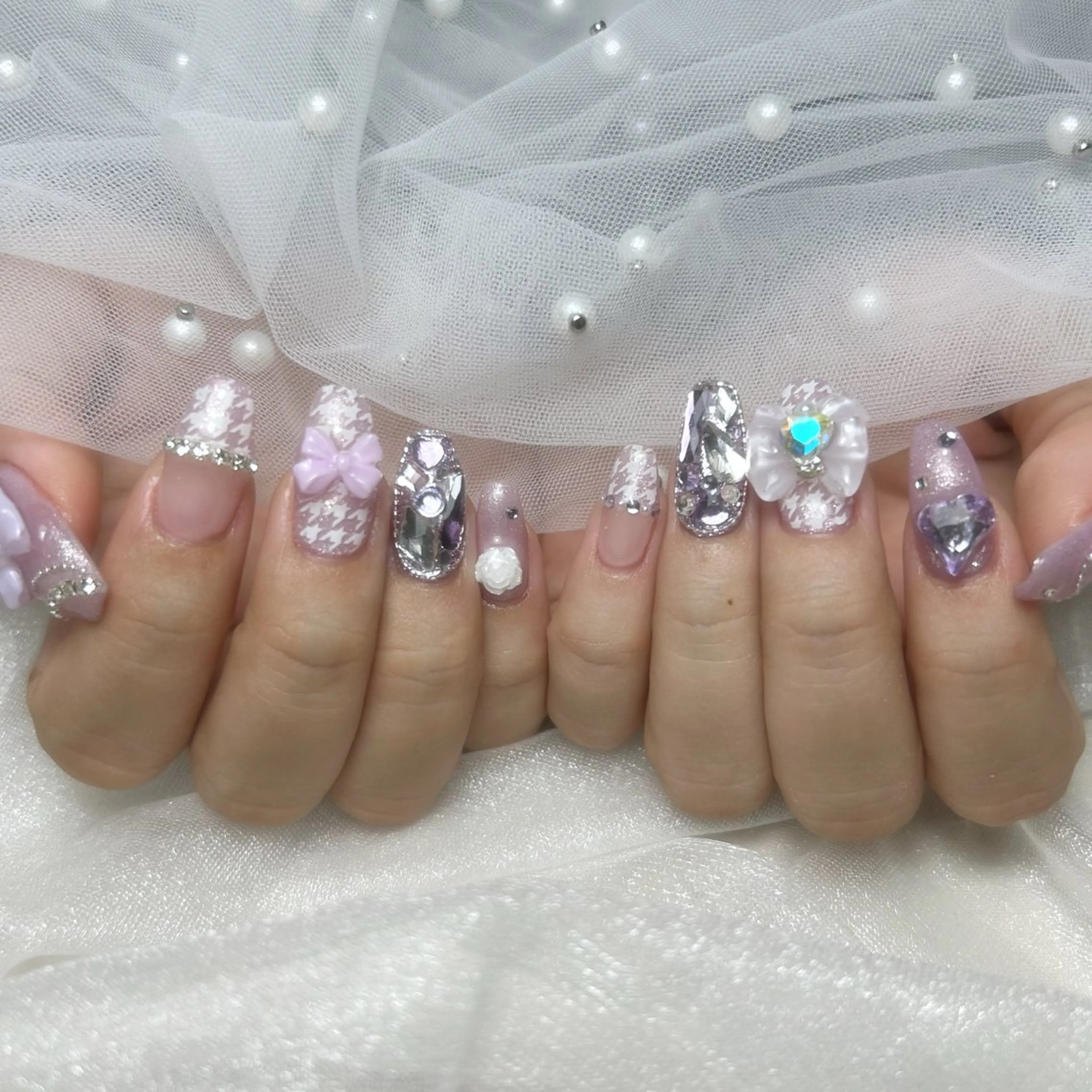 ネイル キラキラネイル ハンドネイル La suzuran nail＆eyelashsalon 上前津店所属・La suzuran 上前津店 森本のネイルデザイン