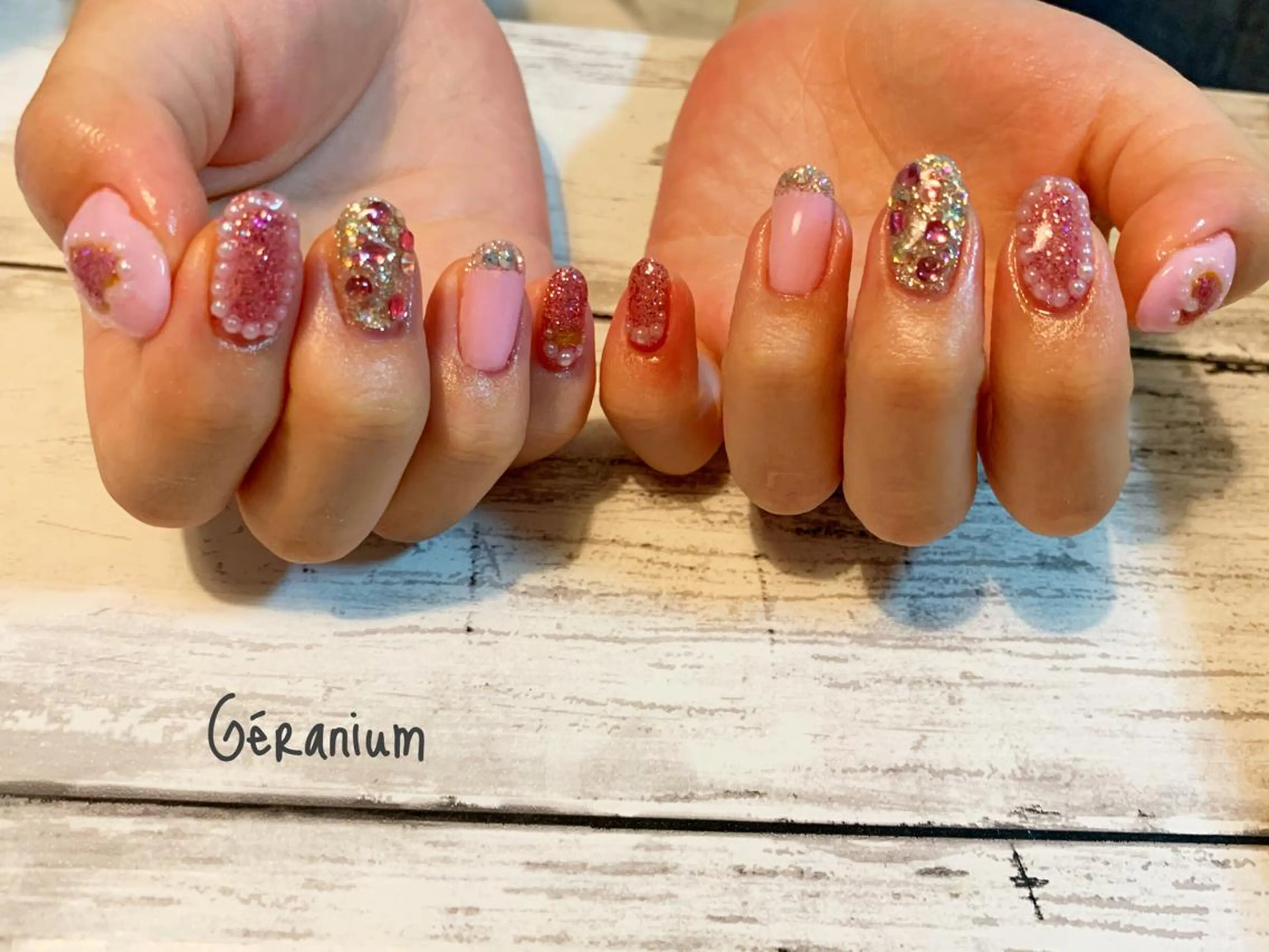 ネイル ハンドネイル フットネイル GéRanium Harukaのネイルデザイン