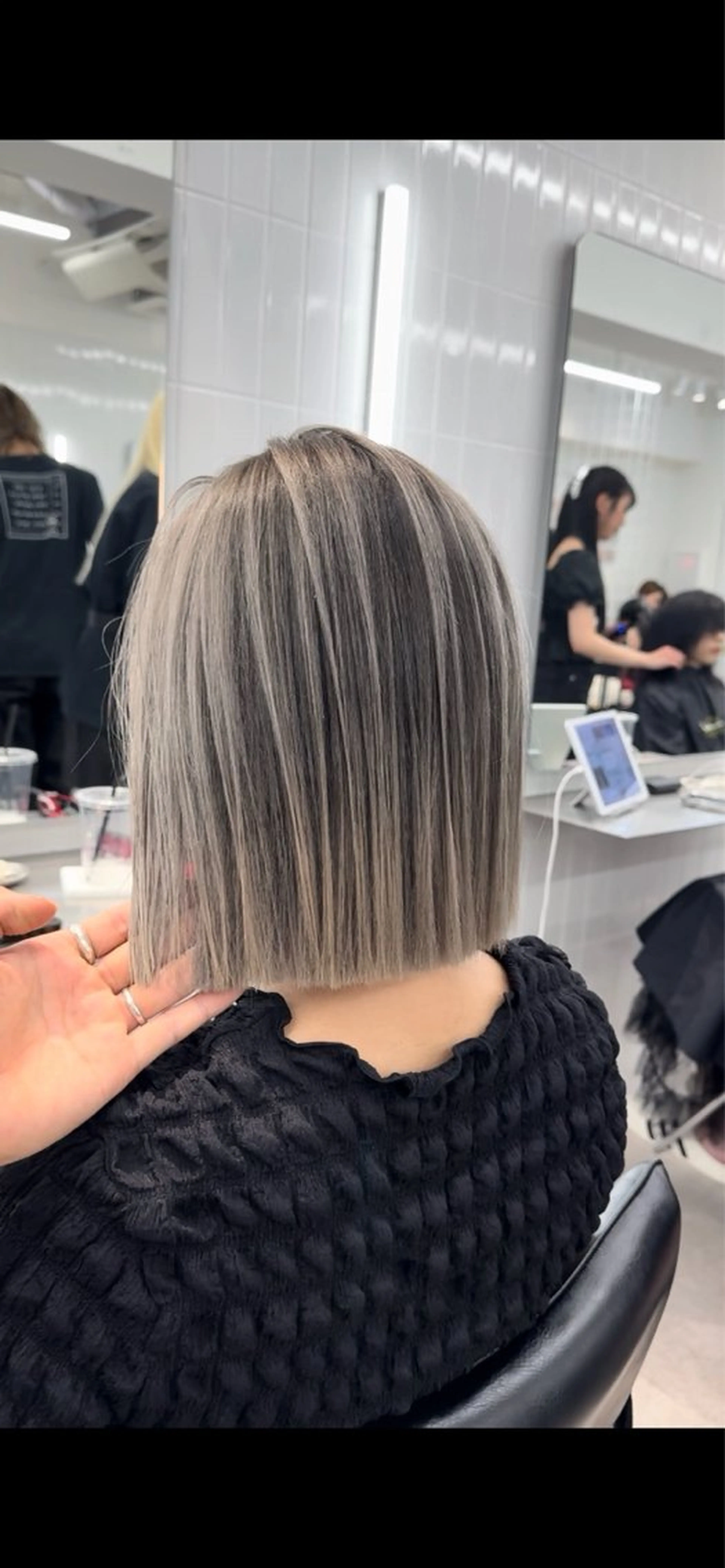 ミディアム ONYX 表参道所属・ショート/ボブ/似 合わせ/顔周りカットのヘアスタイル