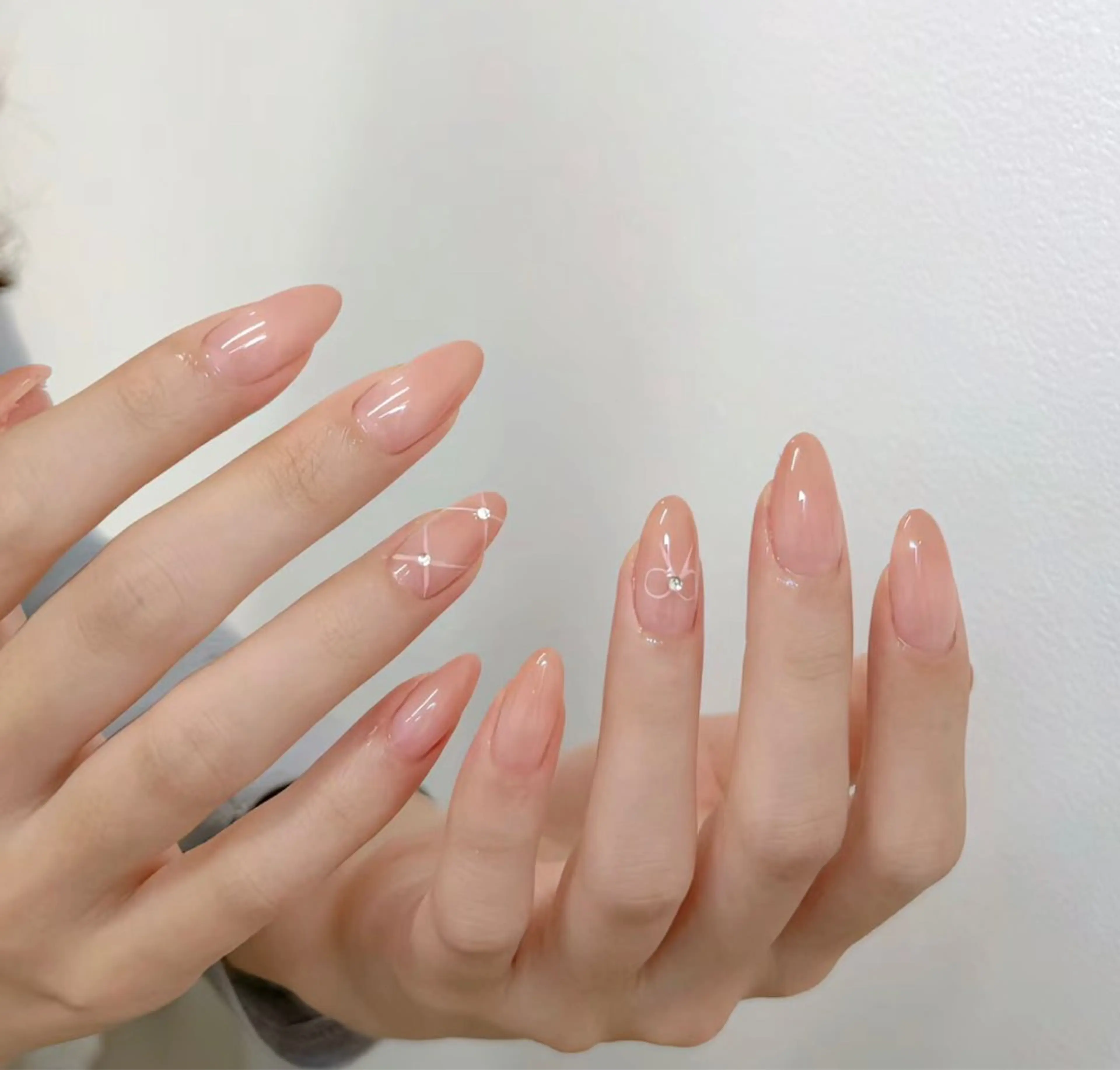 ネイル ハンドネイル ハンドケア 🍑 momo_nailのネイルデザイン