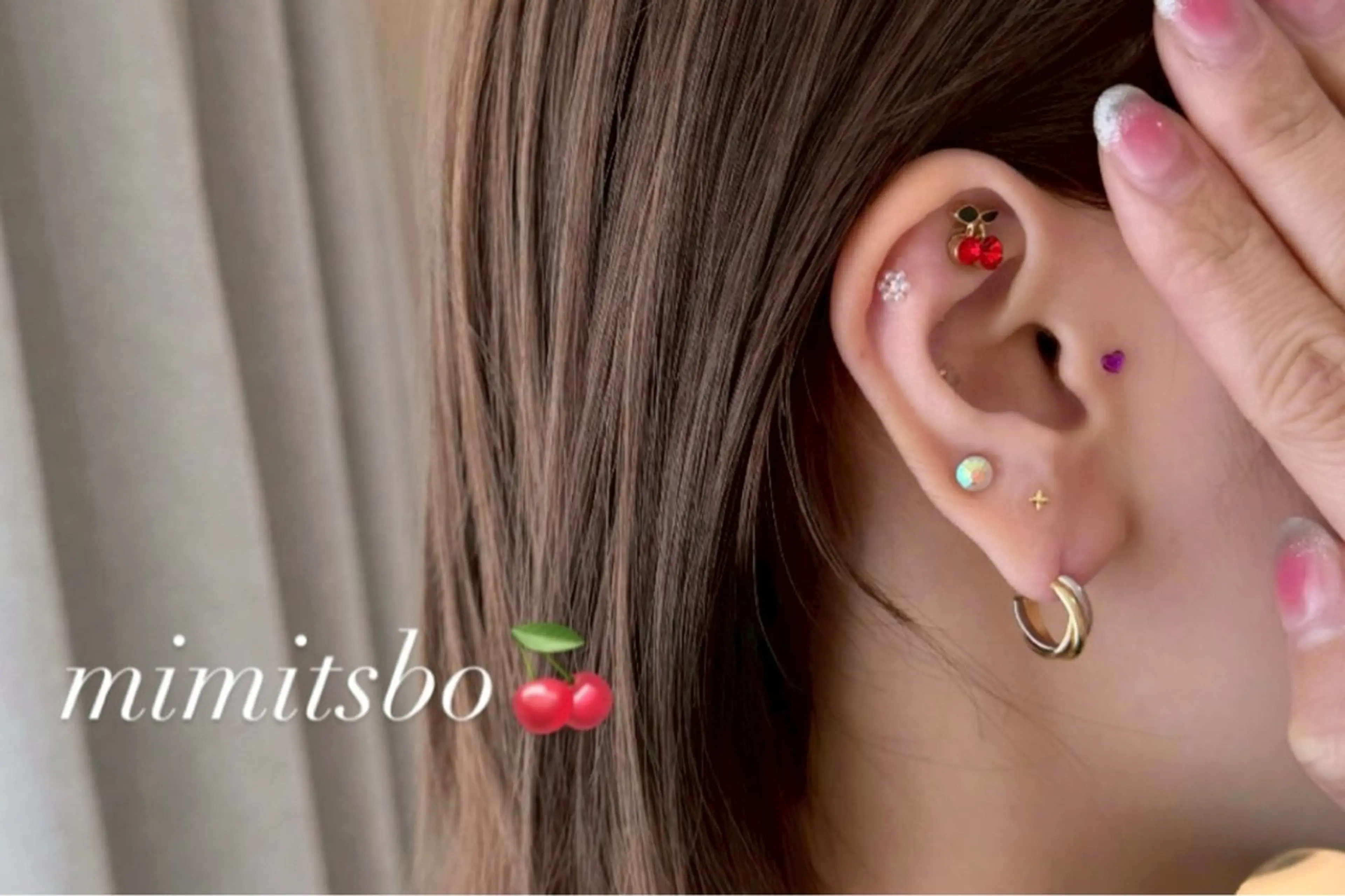 耳つぼジュエリー💎🍒10粒🌙の写真