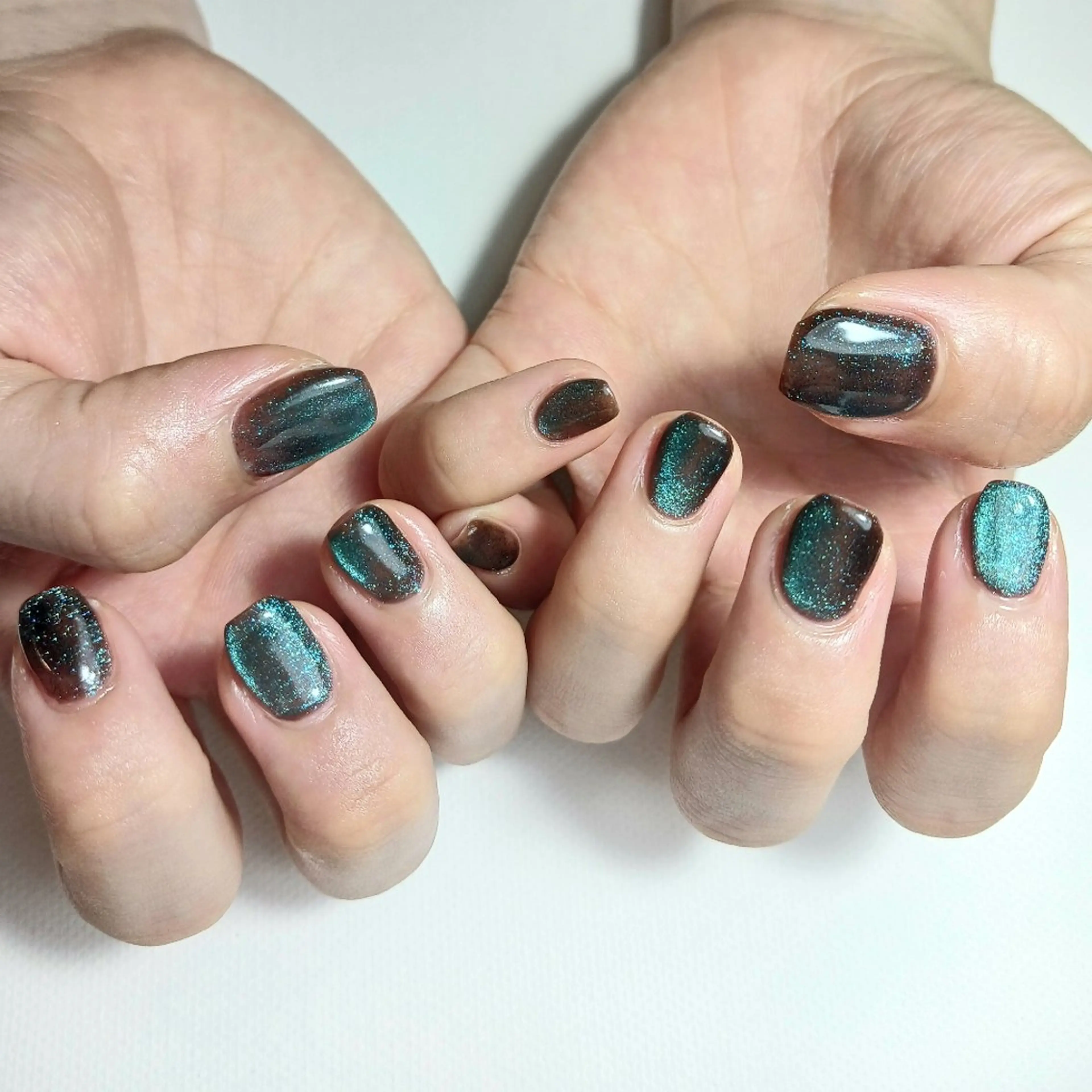 ネイル ブルー ジェルネイル キラキラネイル マグネットネイル 持ち込み ハンドネイル owlnail /持込みデザイン専門のネイルデザイン