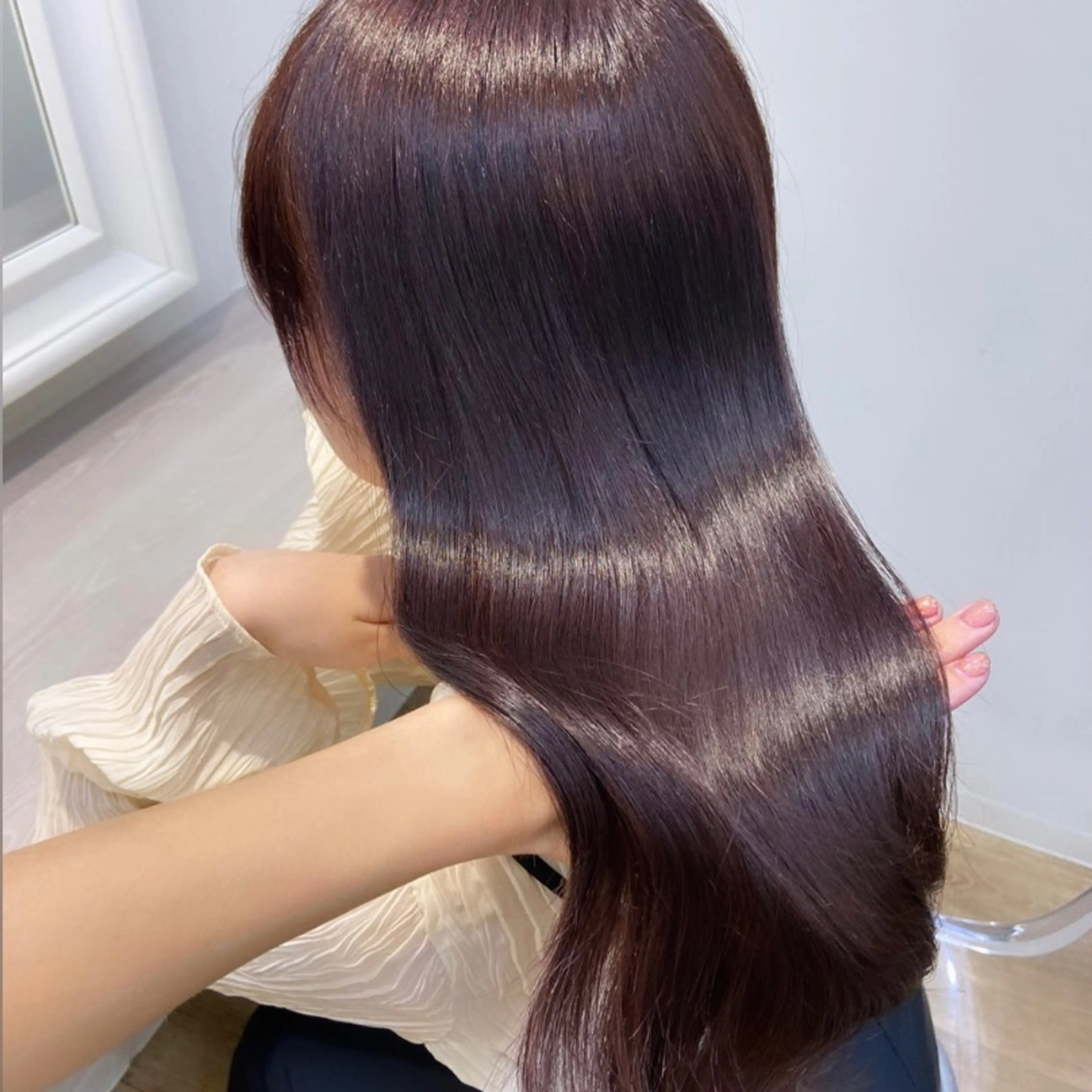 セミロング カラー ベージュカラー ブリーチ ケアブリーチ 透明感カラー ダブルカラー ヘアカラー トリートメント mai 🎀 / 梅田美容室のヘアスタイル