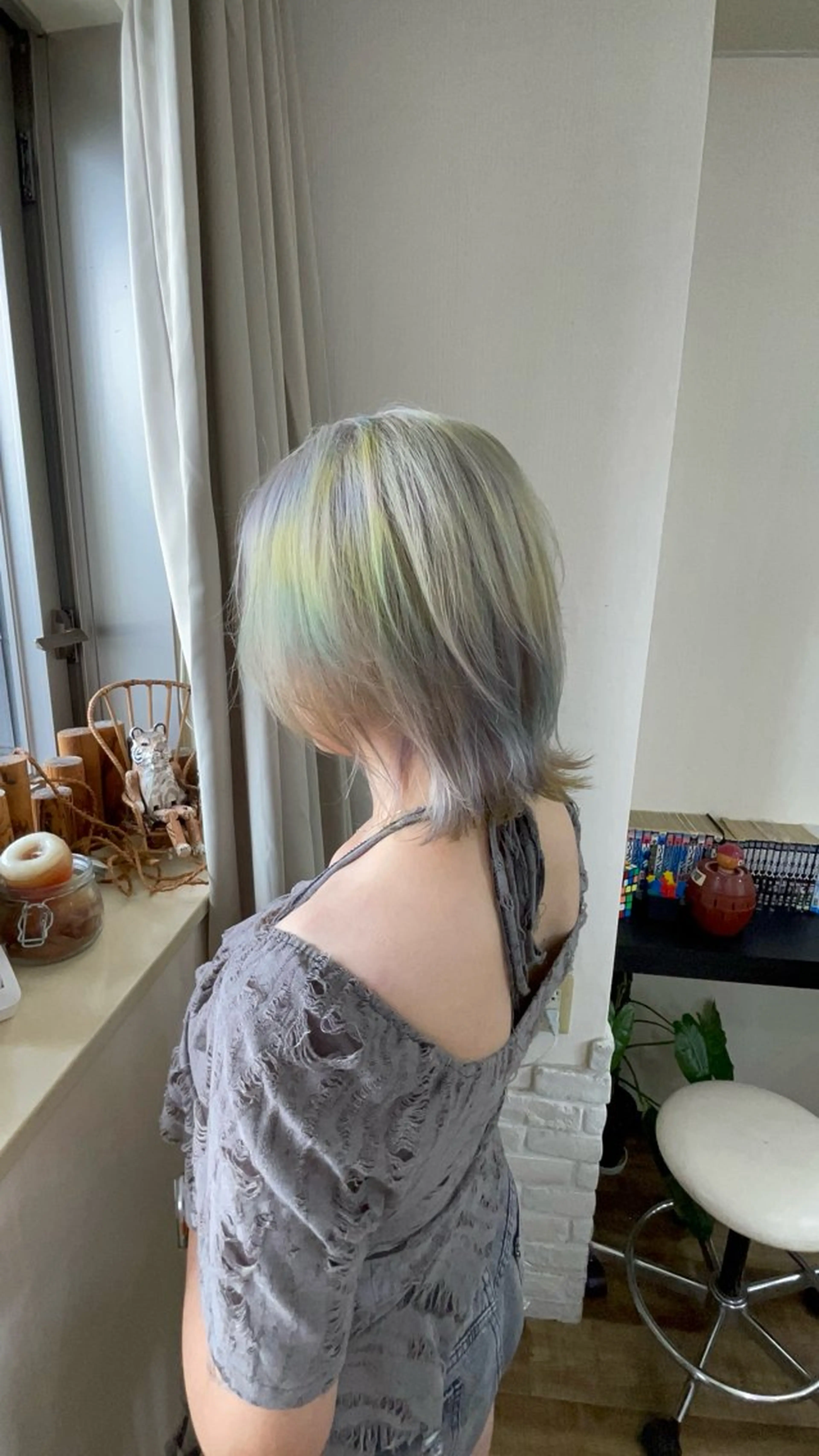 ショート カラー 髪質改善×艶カラー ANDIAMO 楓のヘアスタイル