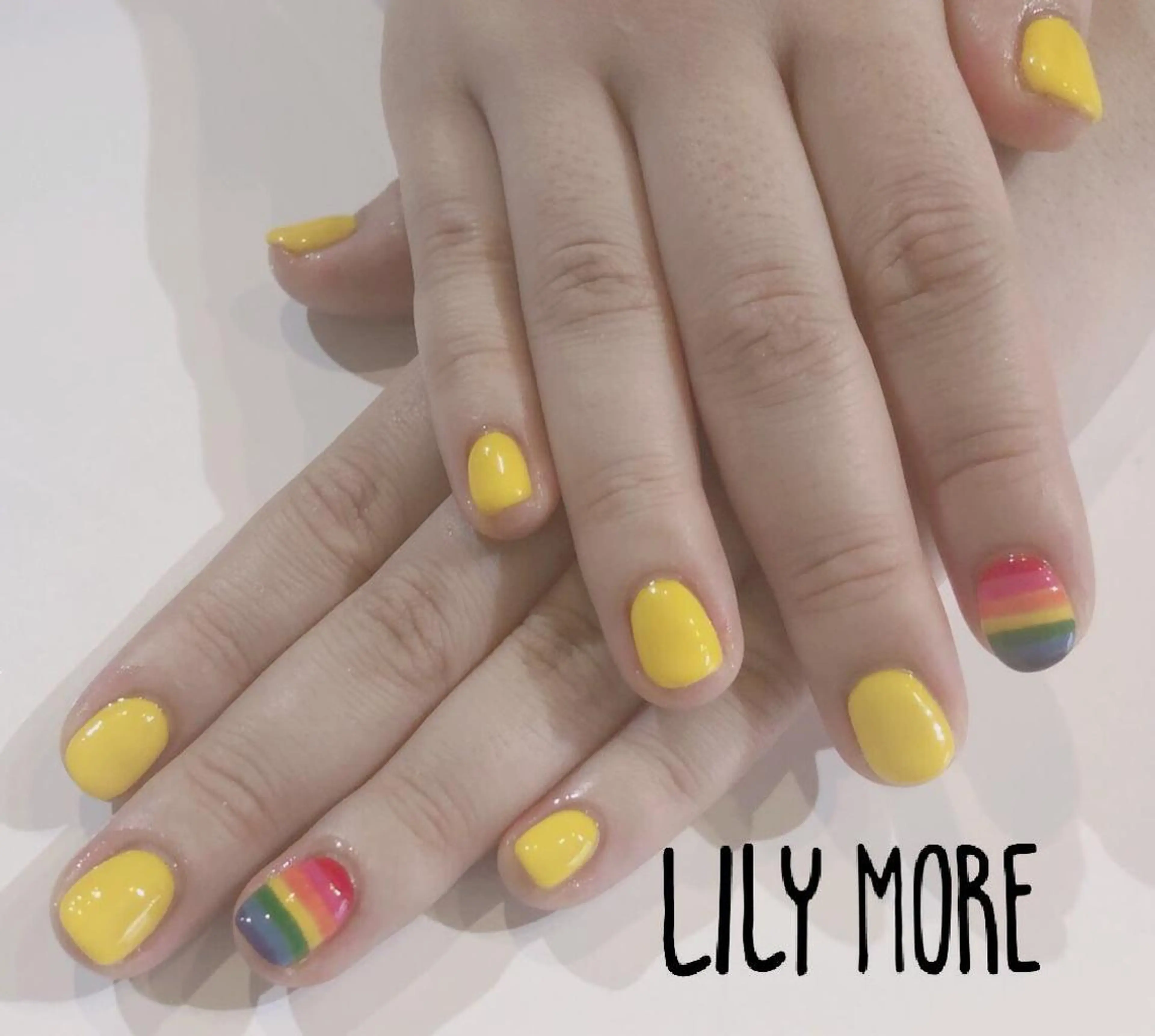 ネイル 黄色 Lily closetのネイルデザイン