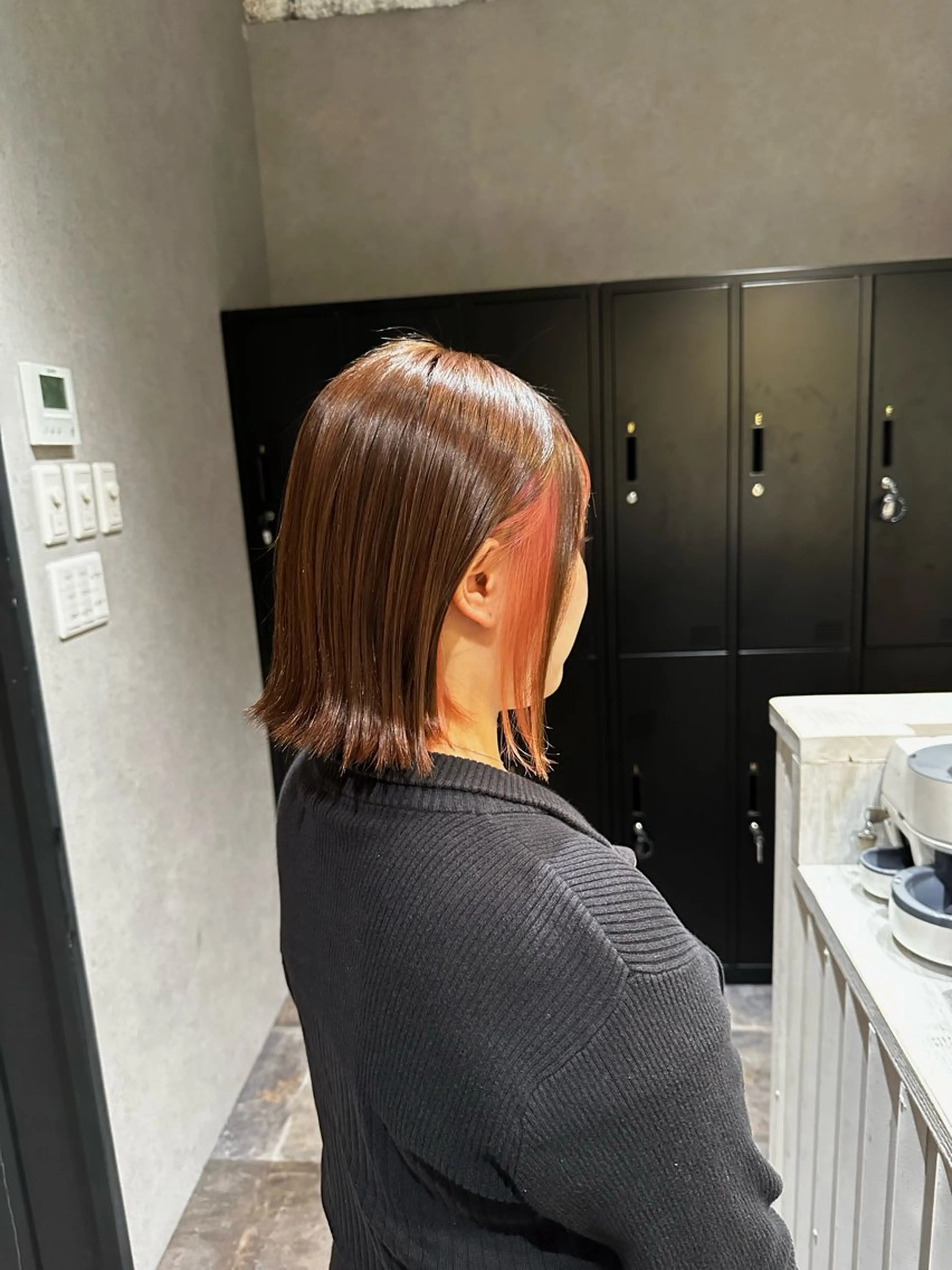 【ポイントで楽しみたい方✨️】インナーカラー(ブリーチ込)＋全体カラー🍊の写真