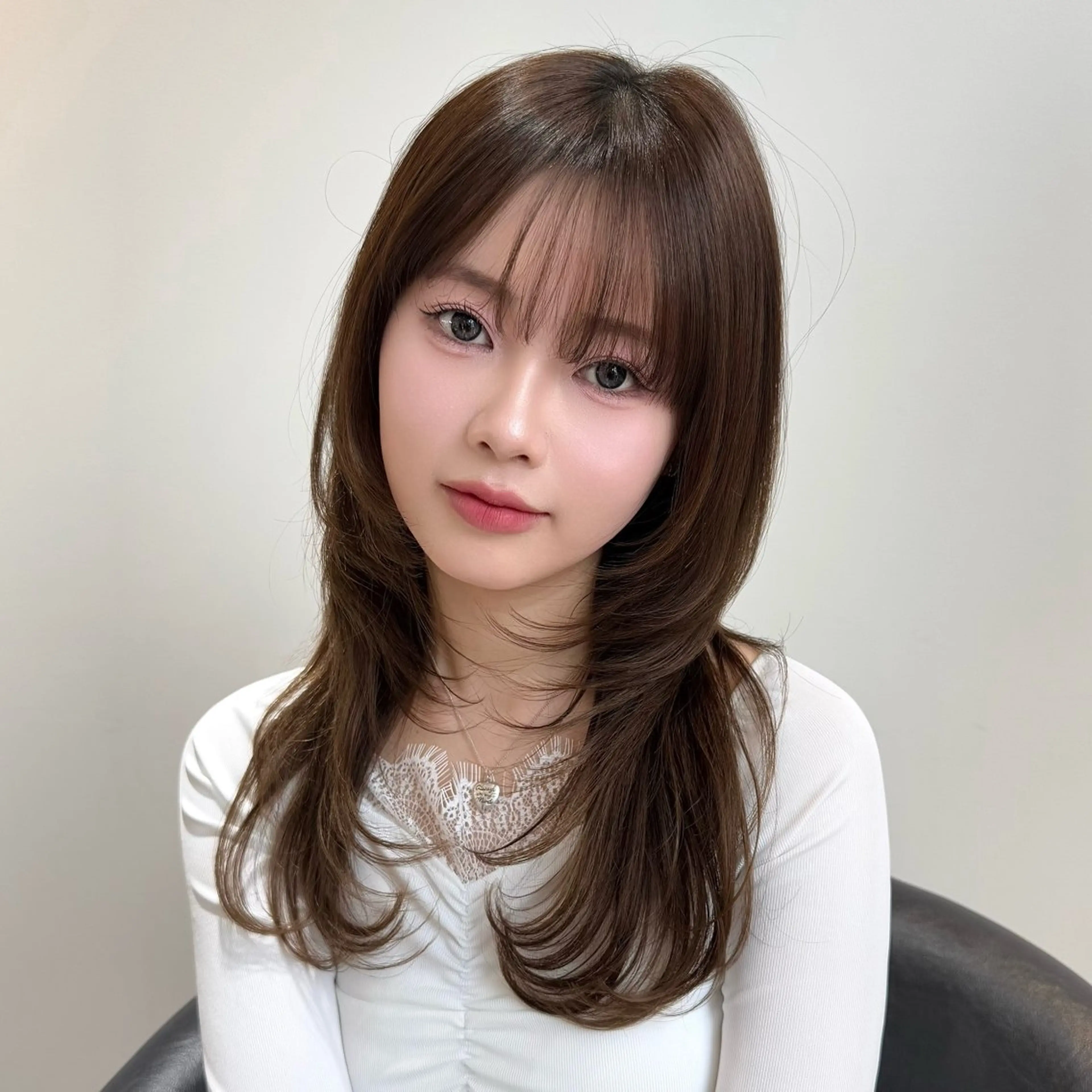 《前回ご来店から45日以内限定💗》艶カラー+1step内部補修ナノスチームトリートメント💗前髪・顔周りカット付き🐾の写真