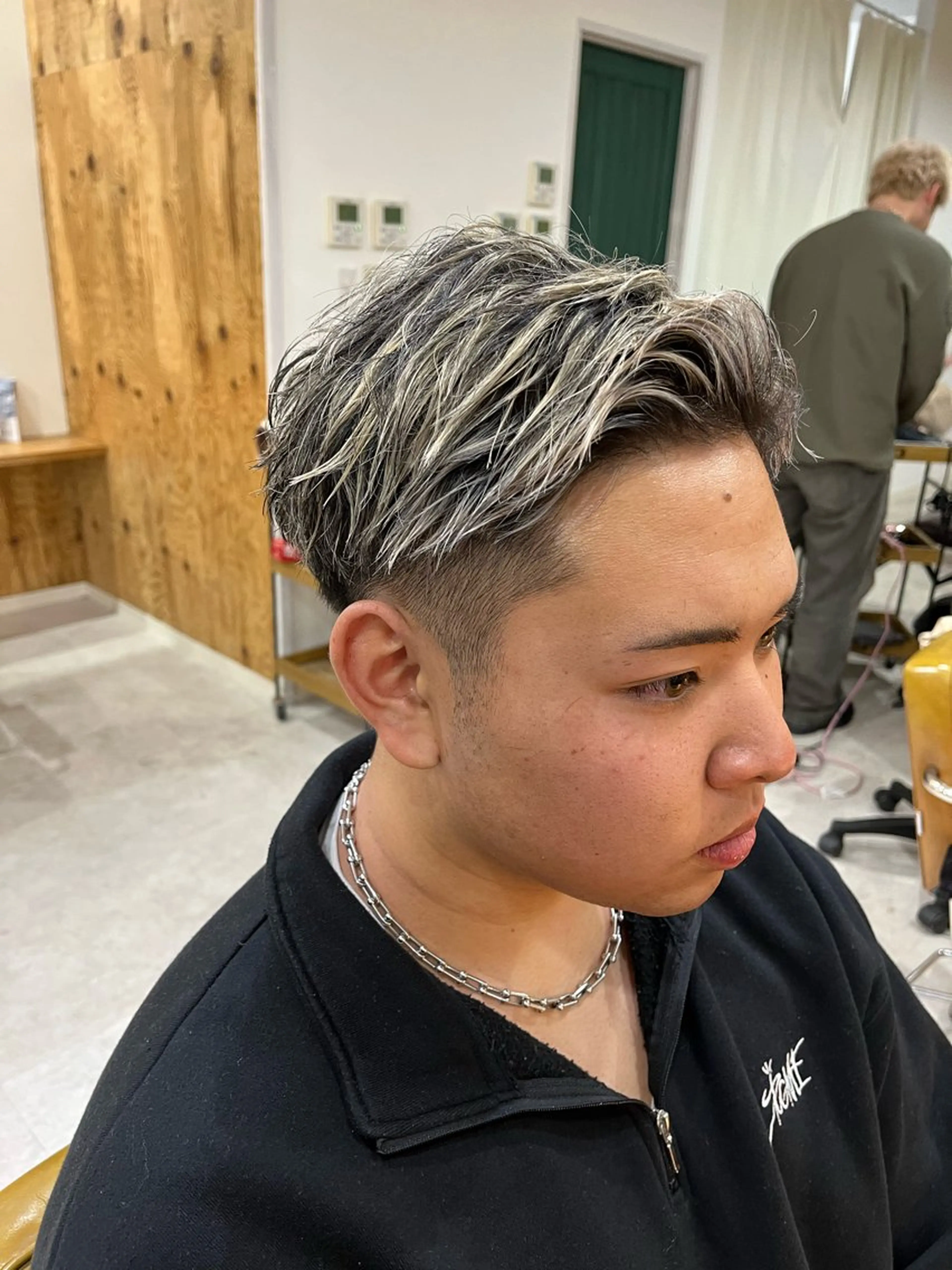 カラー メンズ メンズメッシュ メッシュ カット ヘアカラー 【メンズパーマ専門】 質感職人/牧野成瀬のヘアスタイル