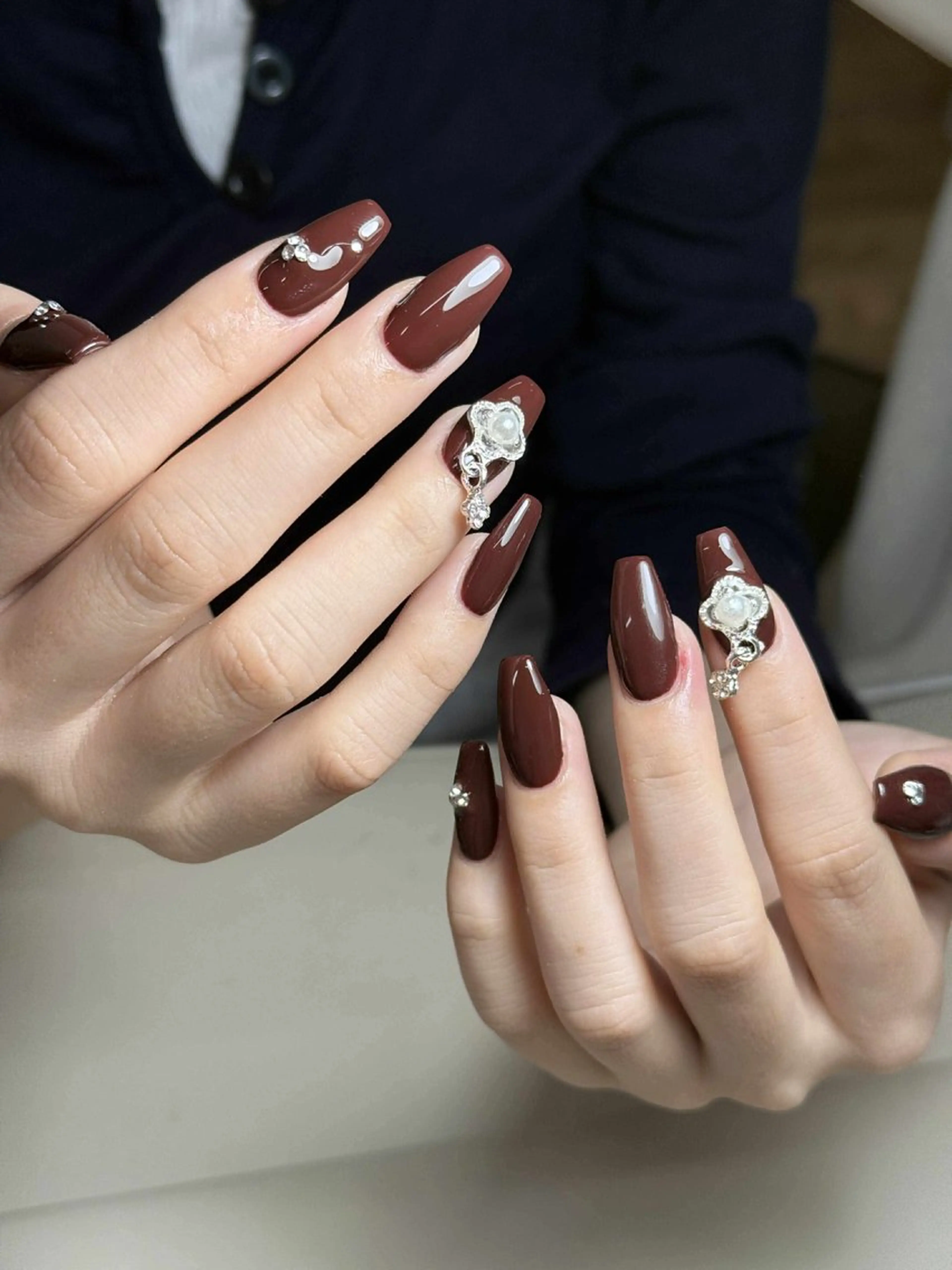 ネイル チークネイル フレンチネイル グラデーション 韓国ネイル マグネットネイル ハンドネイル JINIE689 ジンのネイルデザイン