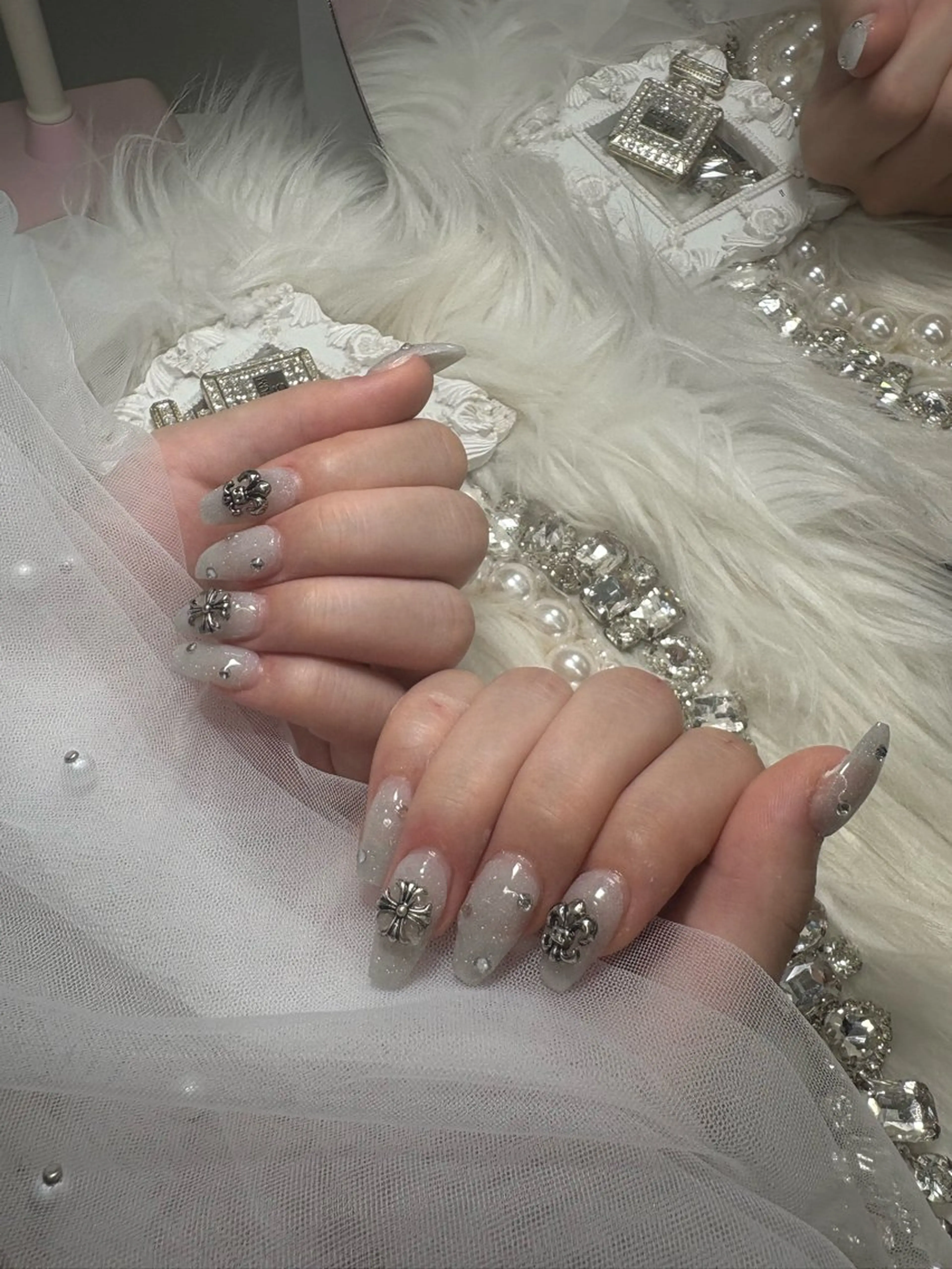 ネイル MADIA YUKIHOのネイルデザイン