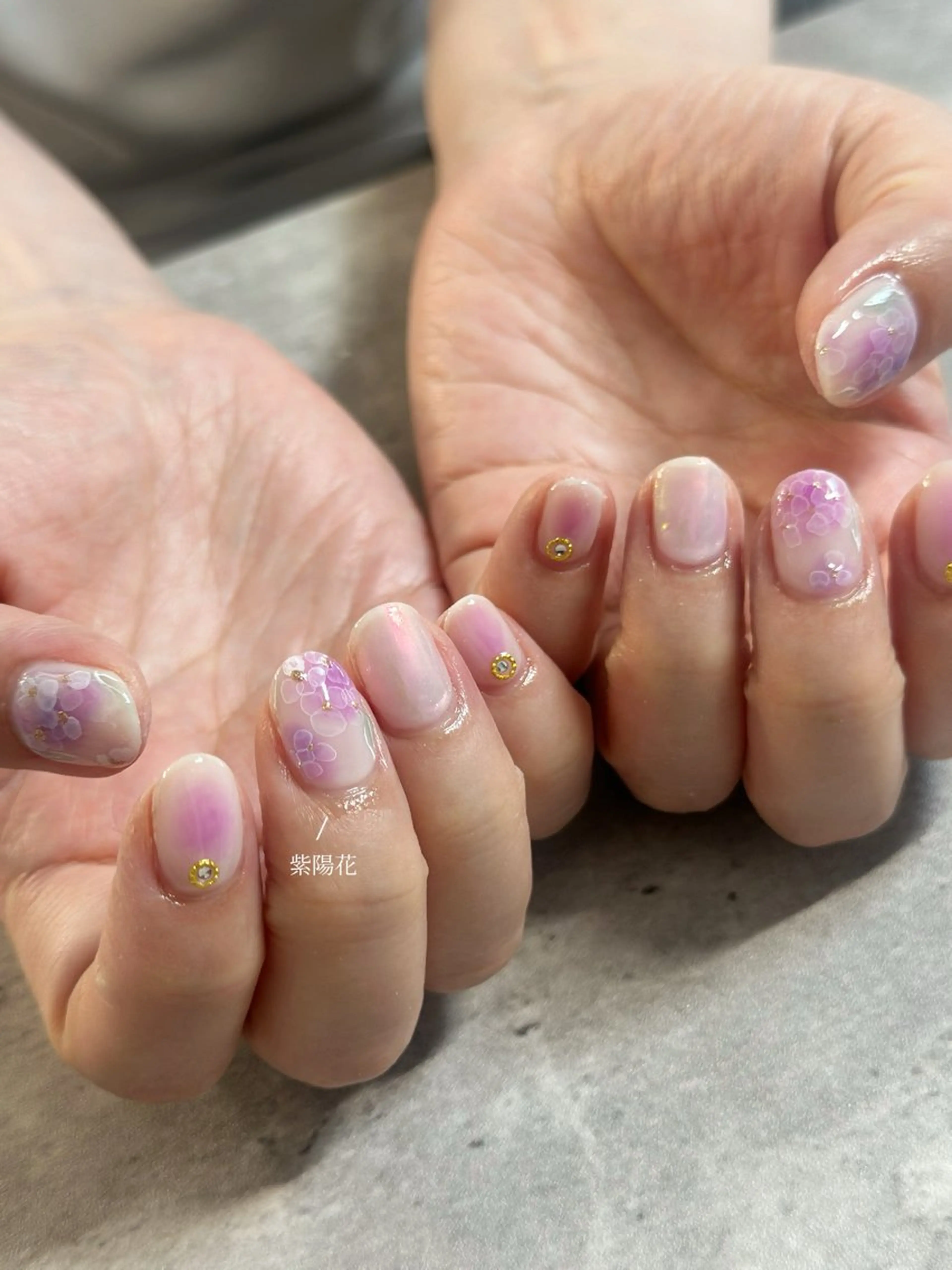 ネイル ハンドネイル One's Nail Roomのネイルデザイン