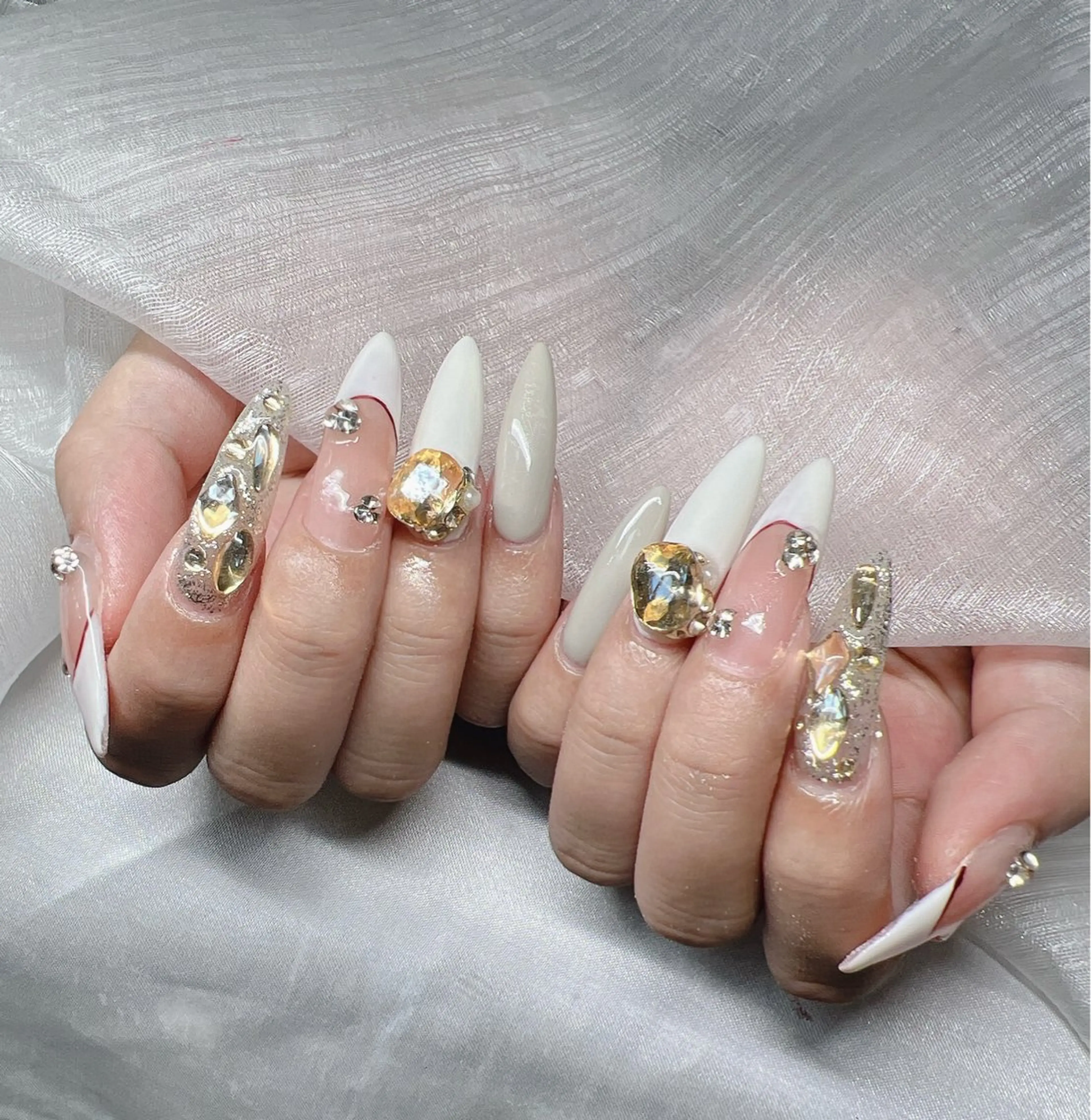 ネイル 長さ出し グラデーション 卒業式 キラキラネイル マグネットネイル ハンドネイル Lee Nailsのネイルデザイン