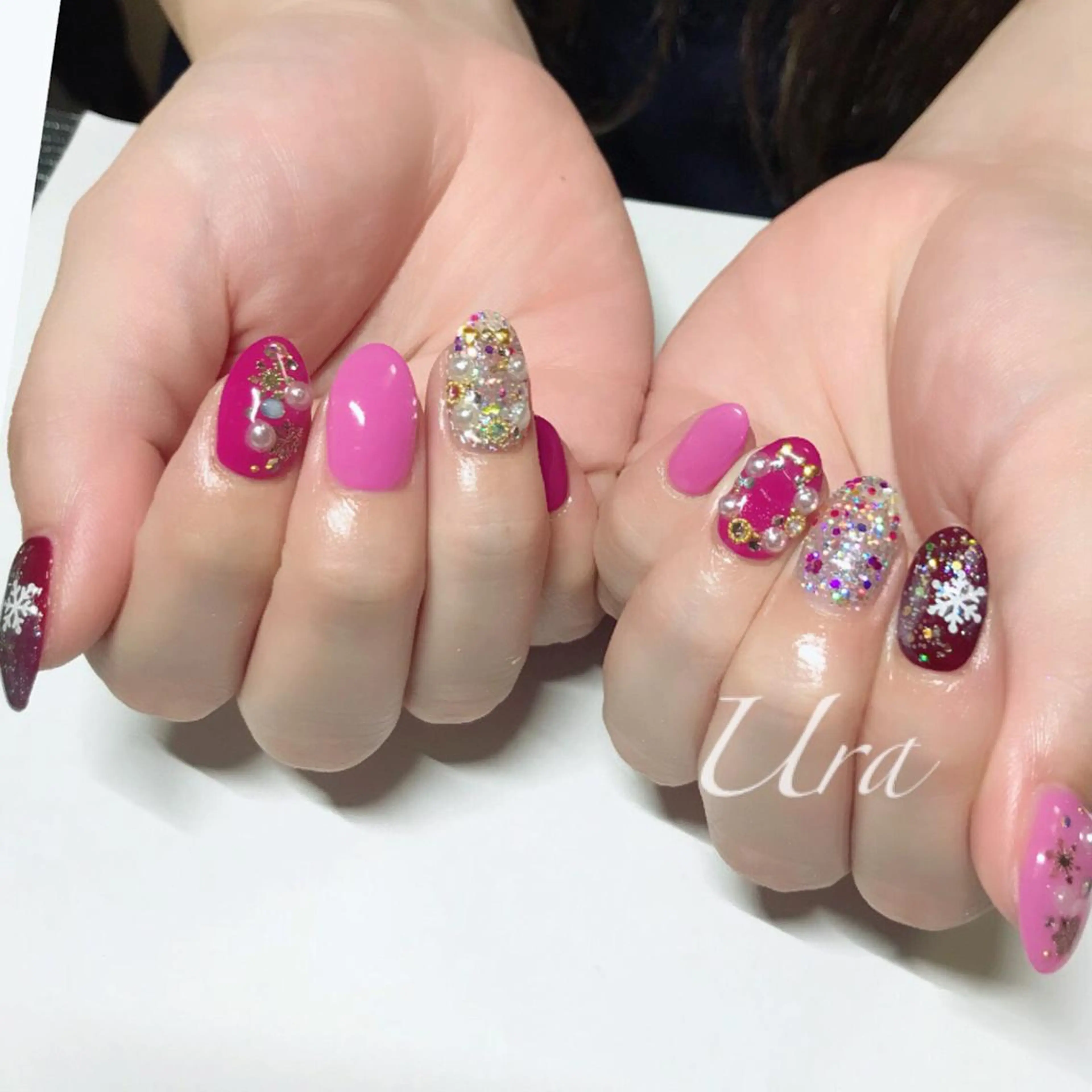 ネイル キラキラネイル ピンク UrakoNail 《nail》のネイルデザイン