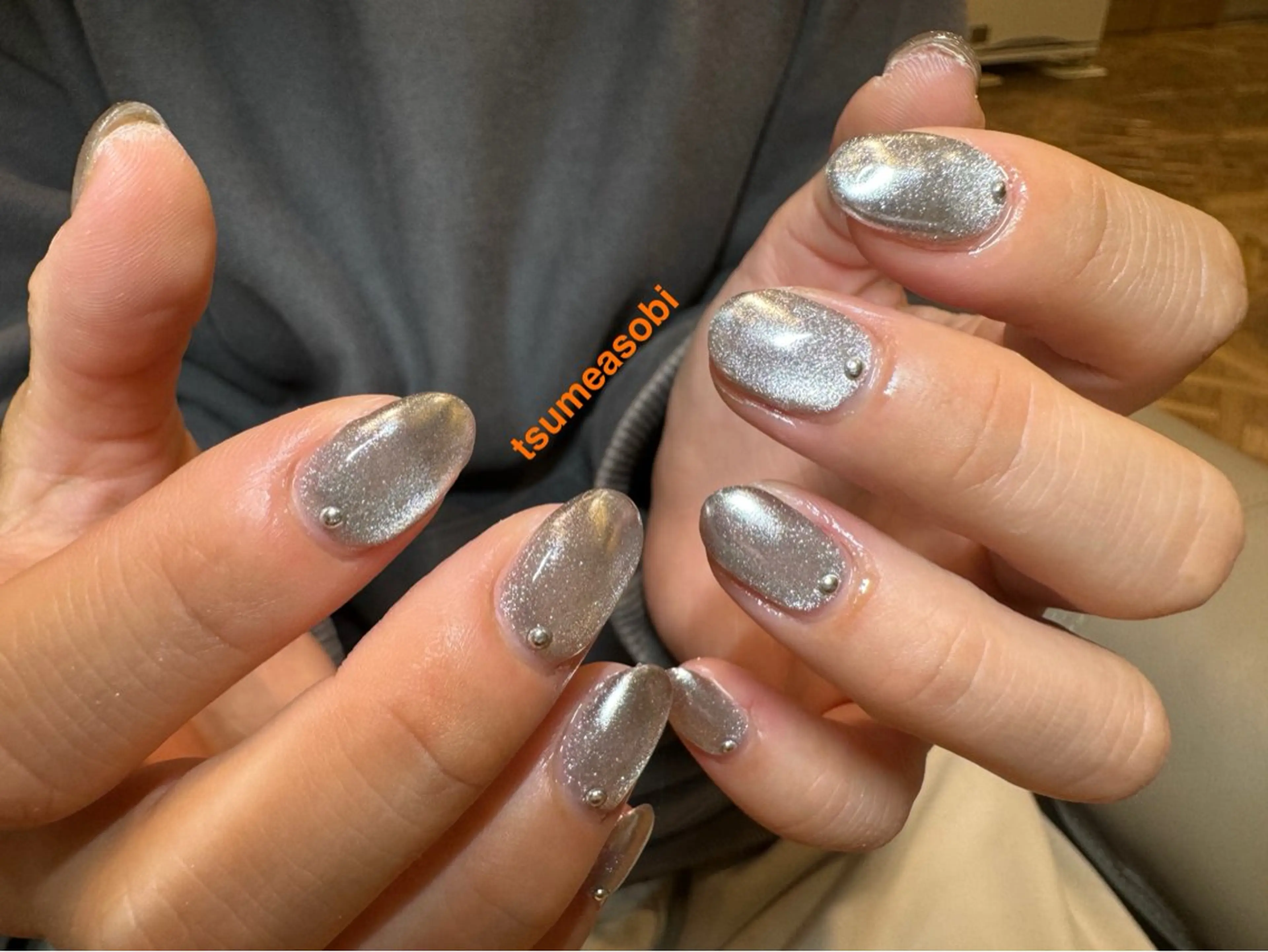 ネイル マグネットネイル ミラーネイル tsumeasobi所属・tsumeasobi 🪬macoのネイルデザイン