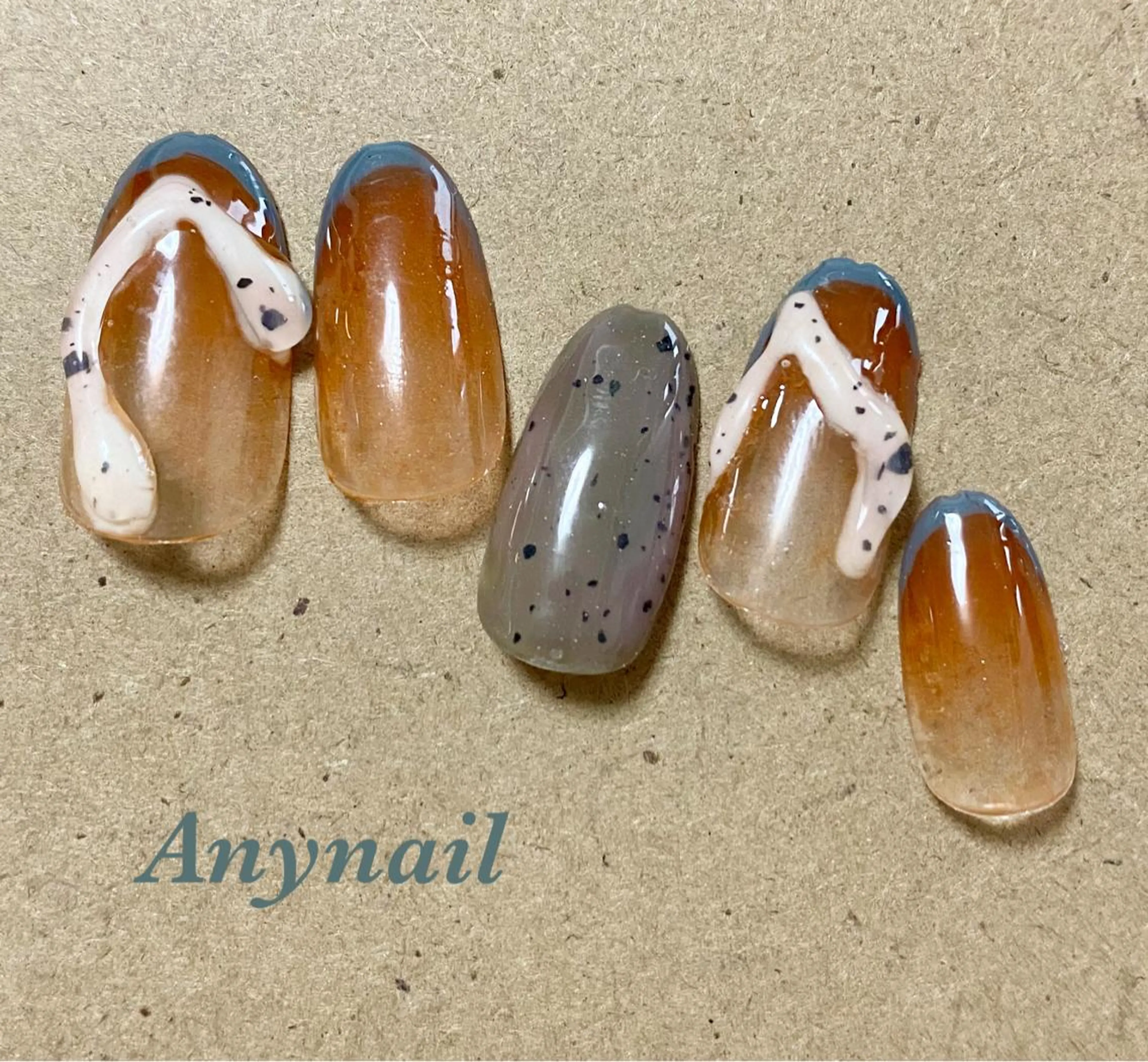 ネイル アートネイル ブルー ジェルネイル グラデーション 冬ネイル ハンドネイル 岩澤 恵子のネイルデザイン