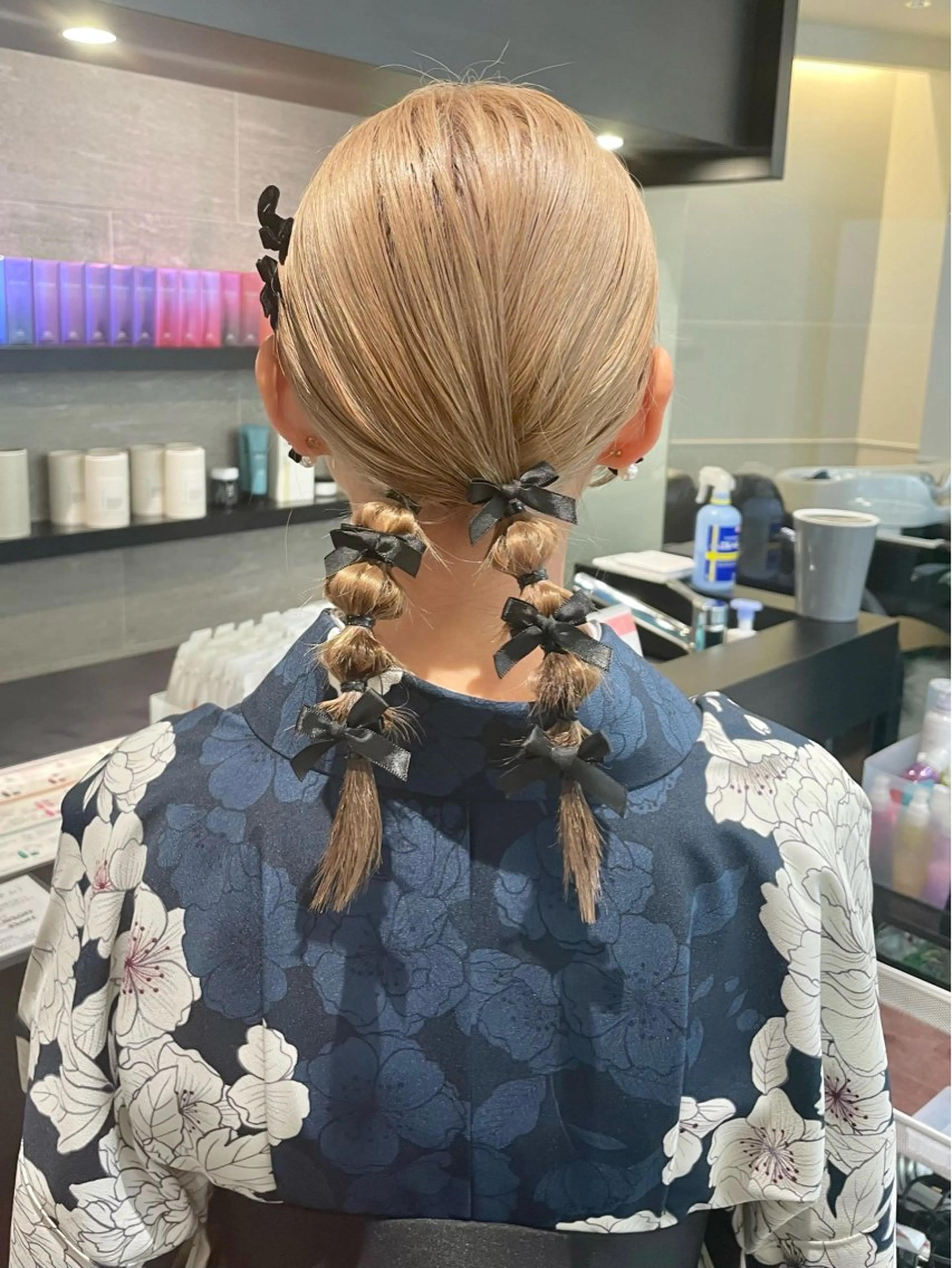 ミディアム ヘアアレンジ 卒業式のヘアスタイル 着付け ダブルカラー🦖 /髪質改善⚡️しおりのヘアスタイル