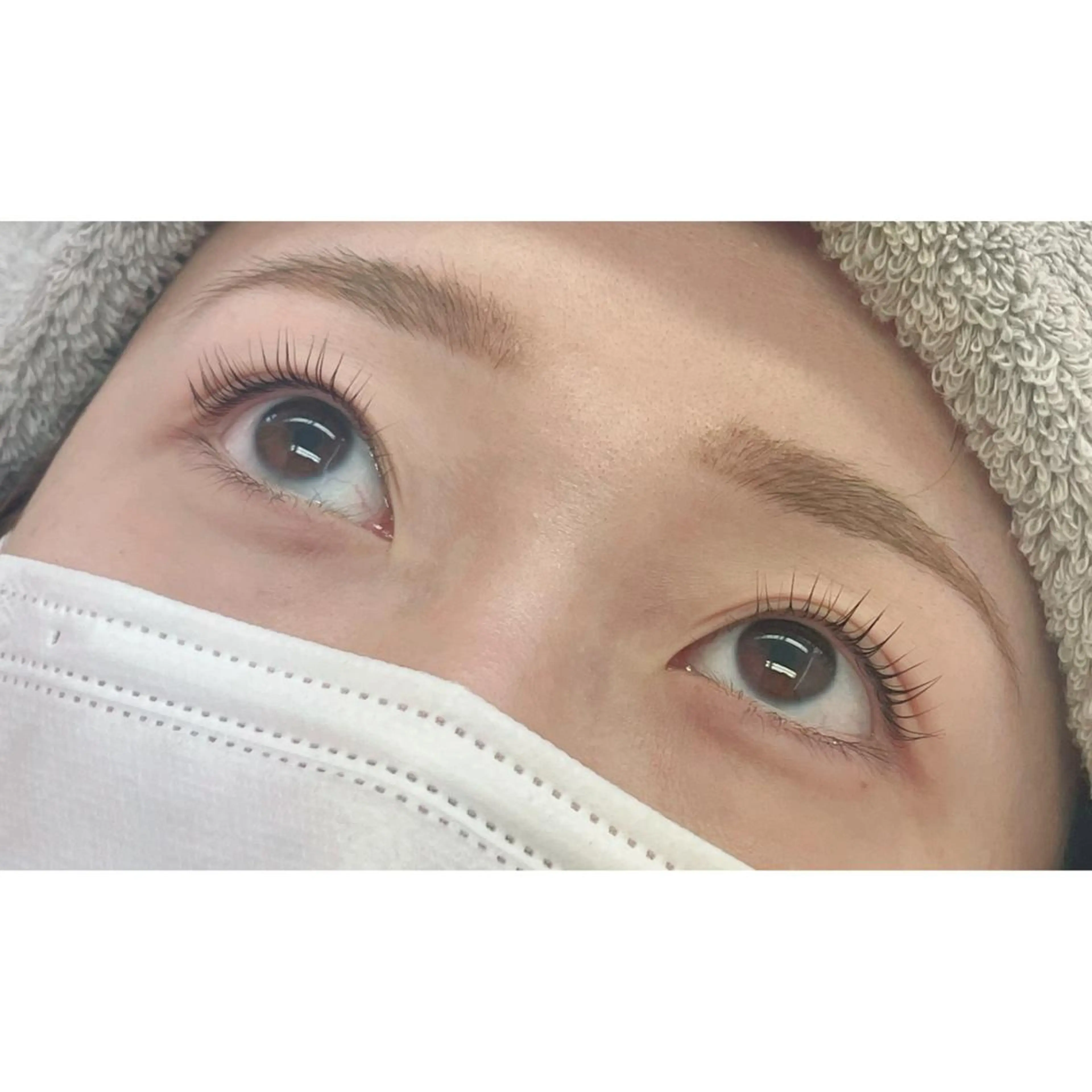 マツエク・マツパ SSINSTUDIO梅田店所属・SSINSTUDIO 🦄towa🦄の眉毛・アイブロウイメージ