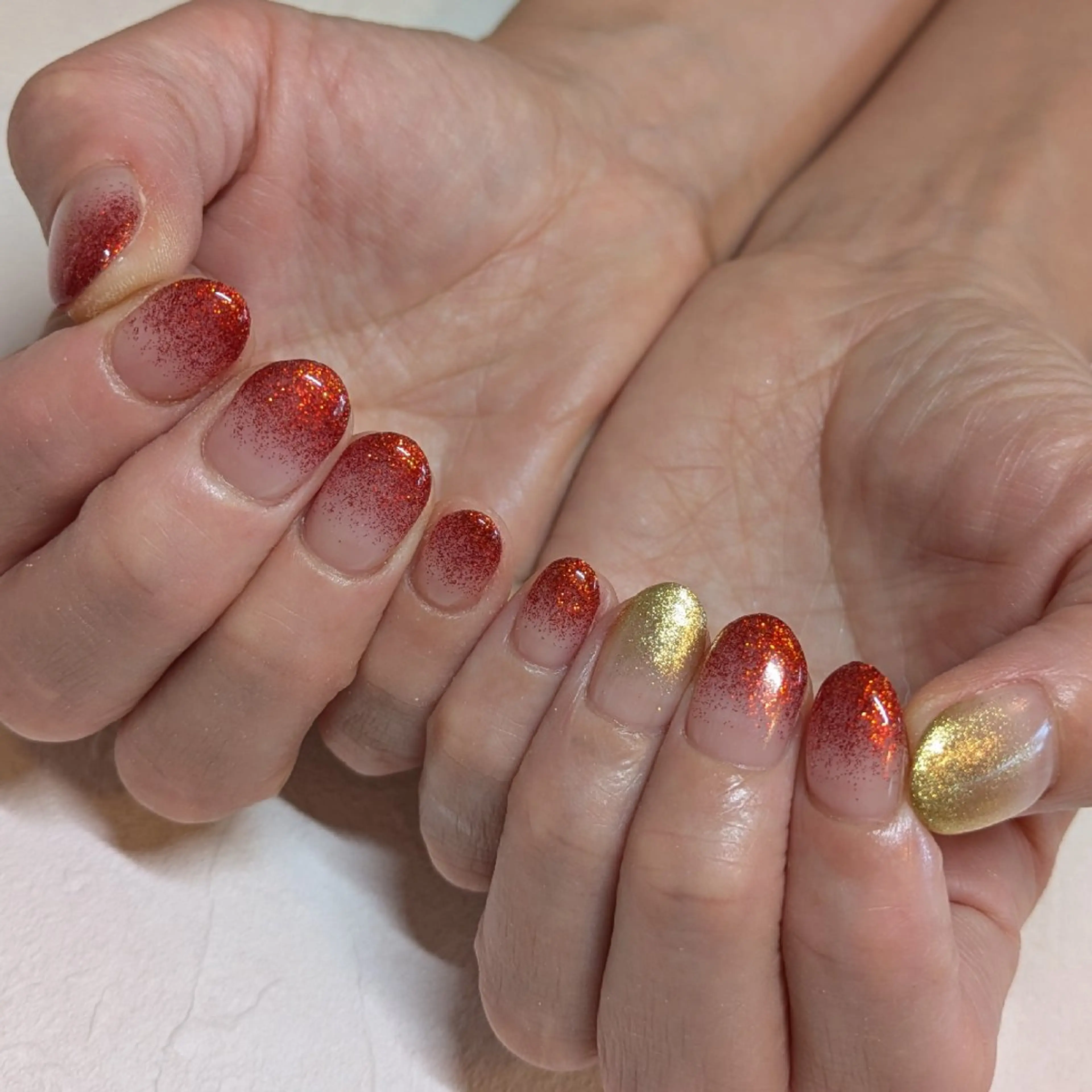 ネイル ラメ(グリッター) ラメグラデーション ジェヌインネイル 河内のネイルデザイン