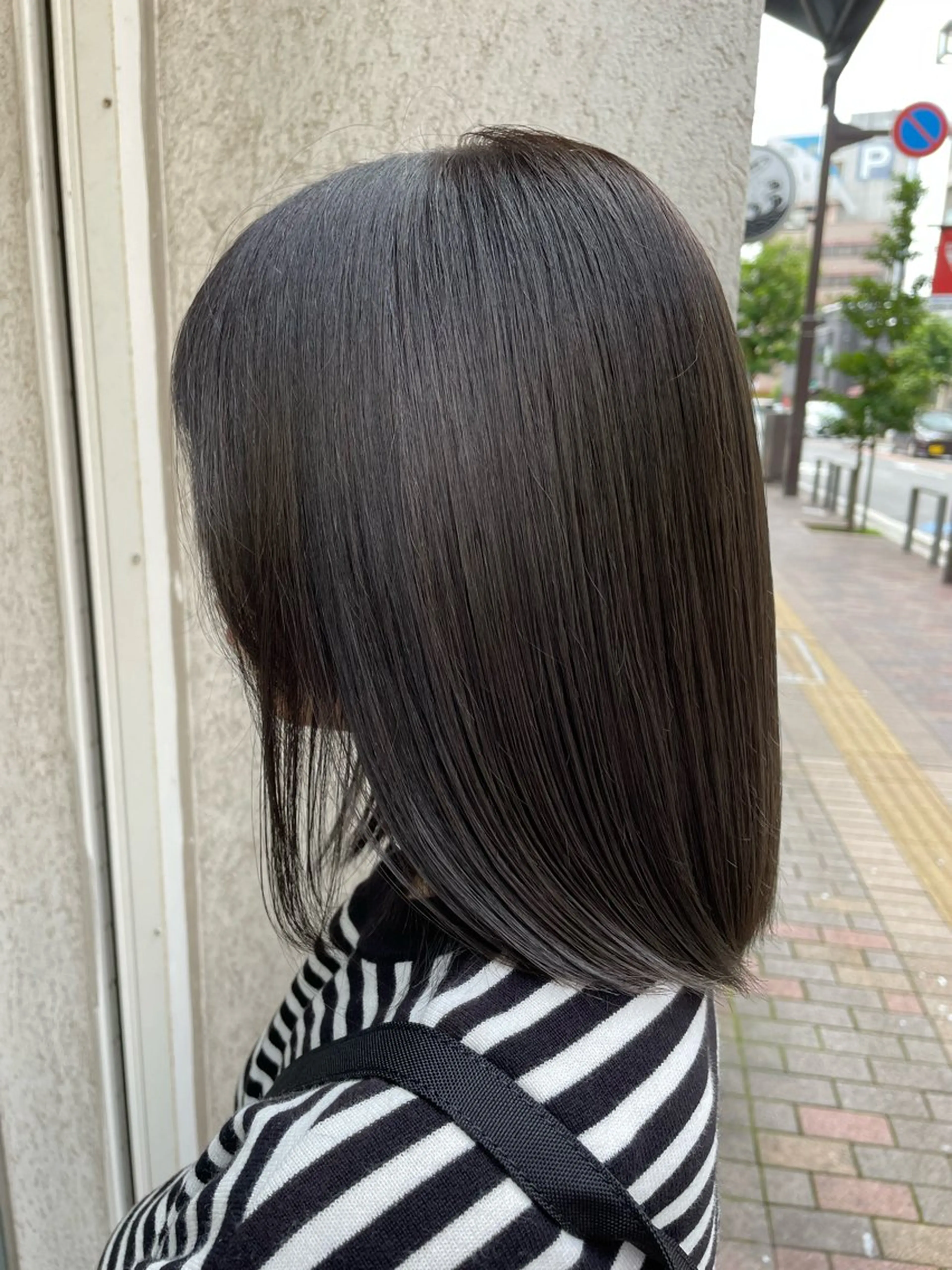 ミディアム カラー ヘアカラー CoCooN Hiromiのヘアスタイル