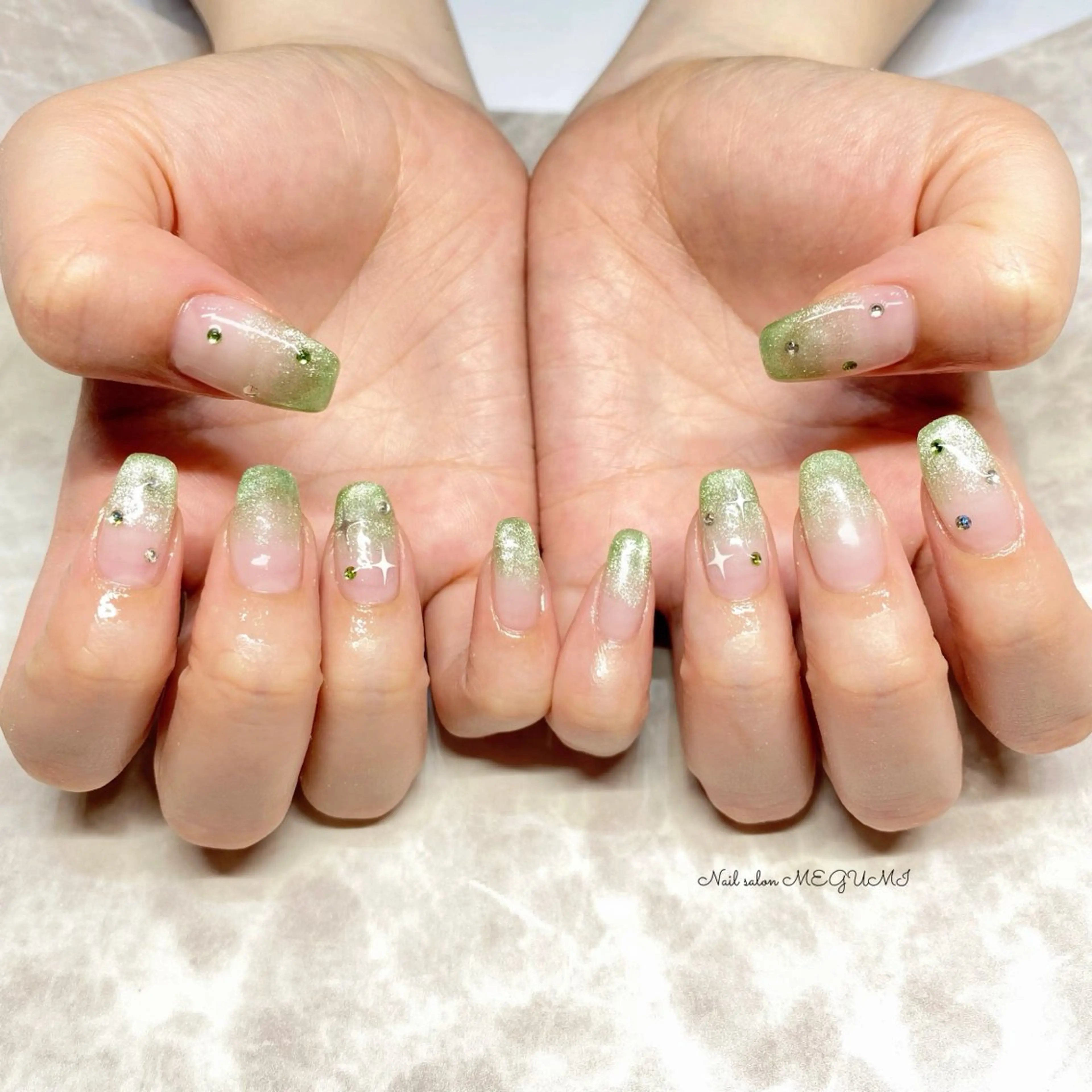 ネイル 持ち込み Nail salon MEGUMIのネイルデザイン