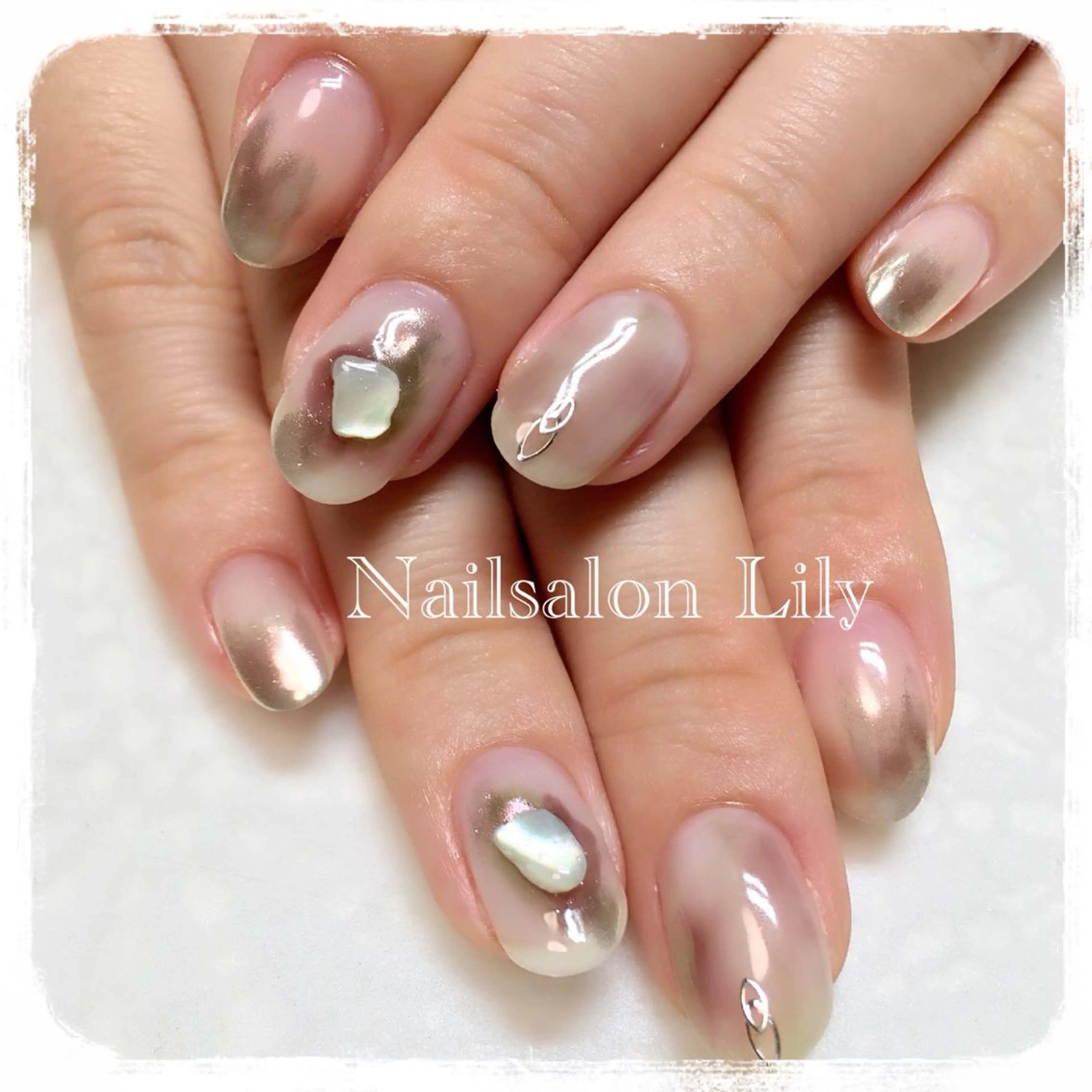ネイル ニュアンスネイル Nailsalon Lilyのネイルデザイン