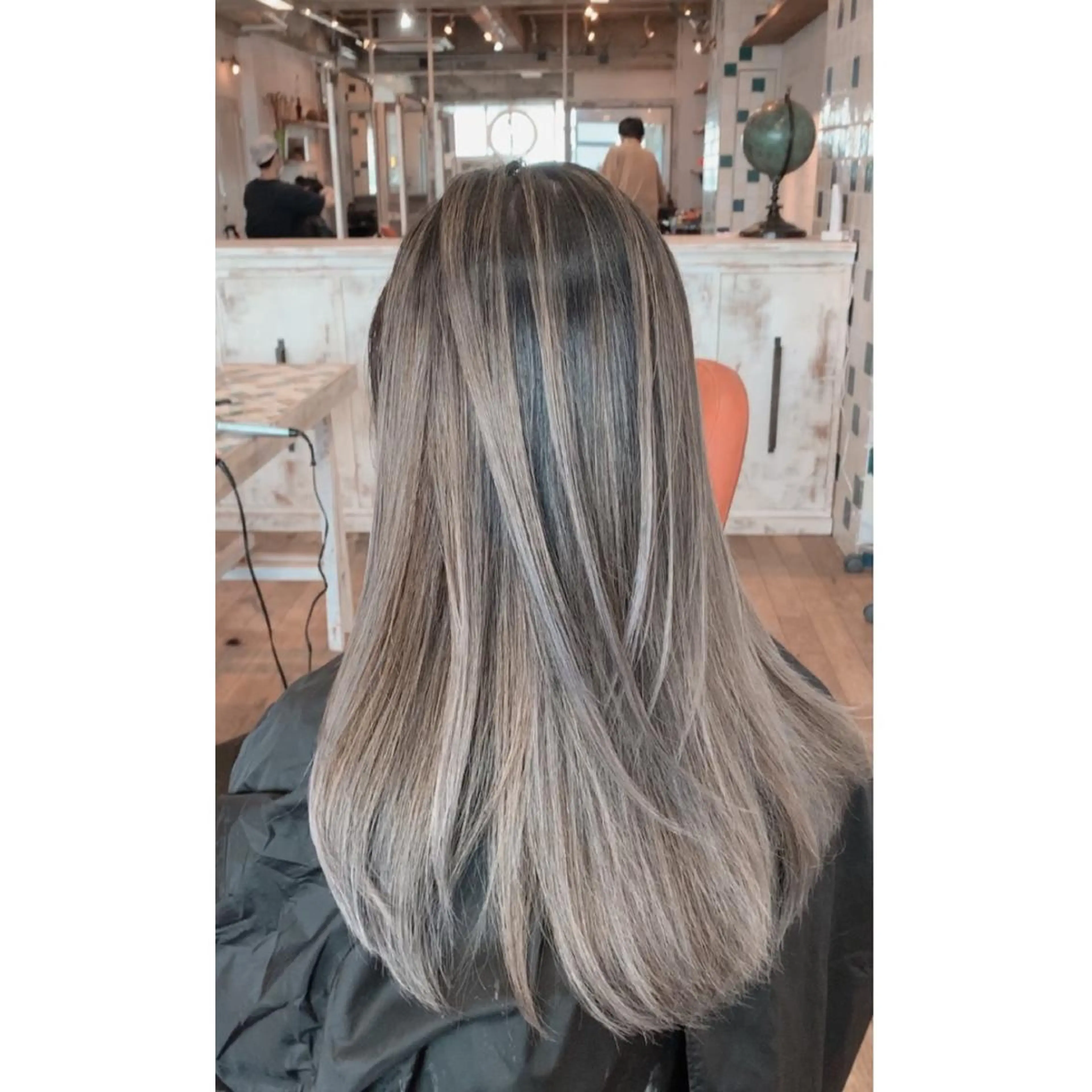 カラー バレイヤージュ ハイライトカラー Beyond（kitaro）所属・石井辰功也 フリーランス美容師のヘアスタイル