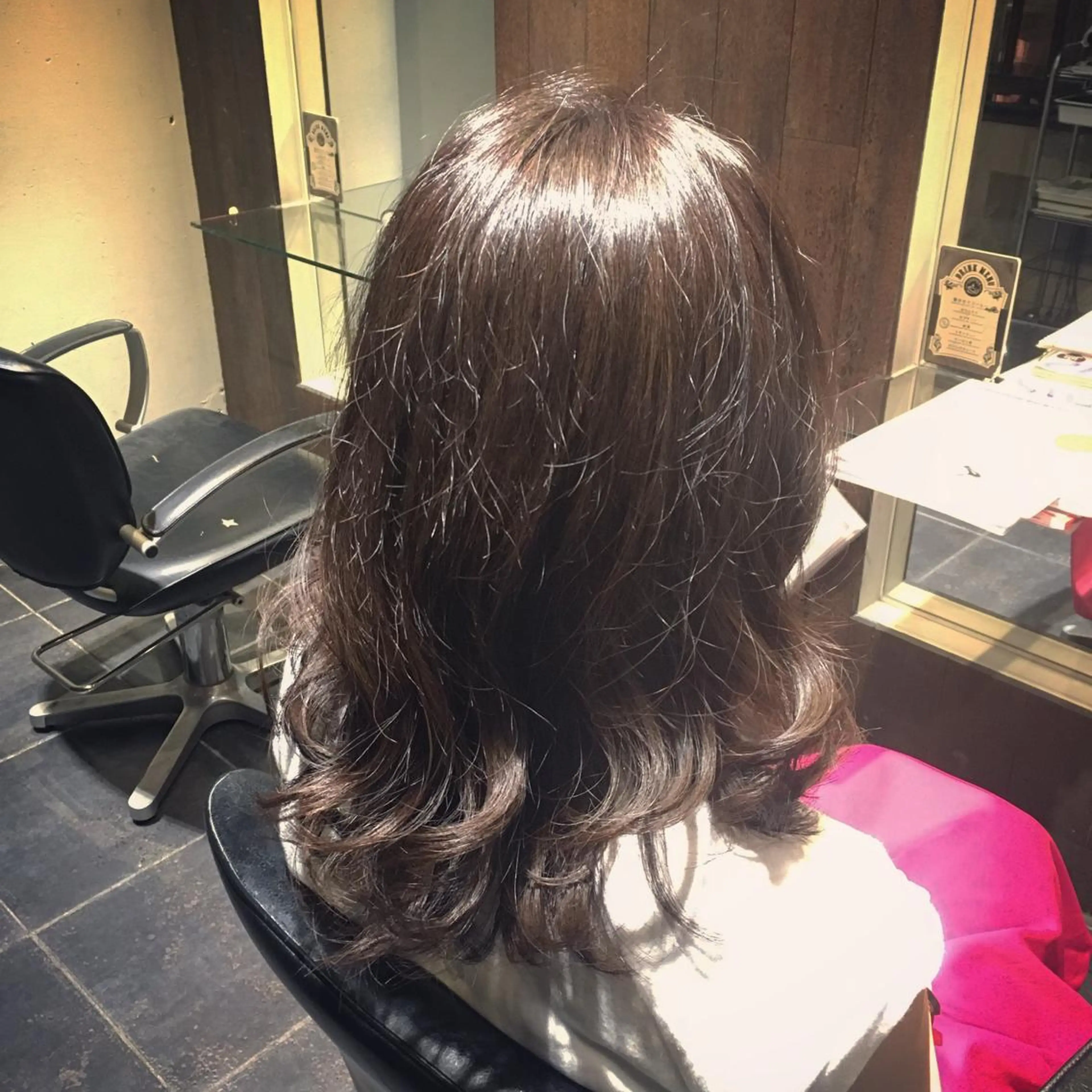 ミディアム カラー ヘアアレンジ グレージュ Lee東三国 店長 谷辻誠志のヘアスタイル