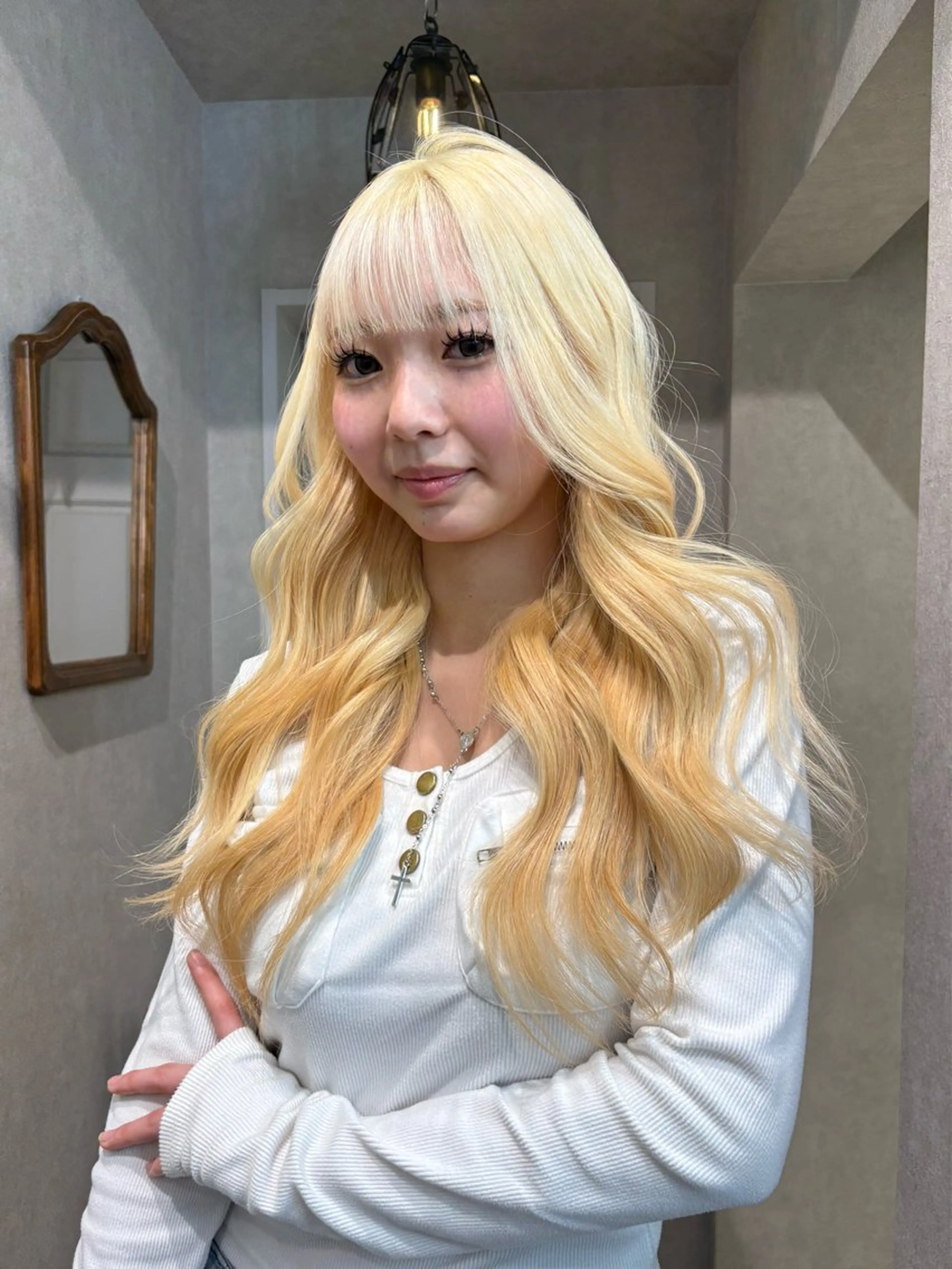 ロング ヘアカラー 艶ハイトーン/ 輝保🤍✨のヘアスタイル