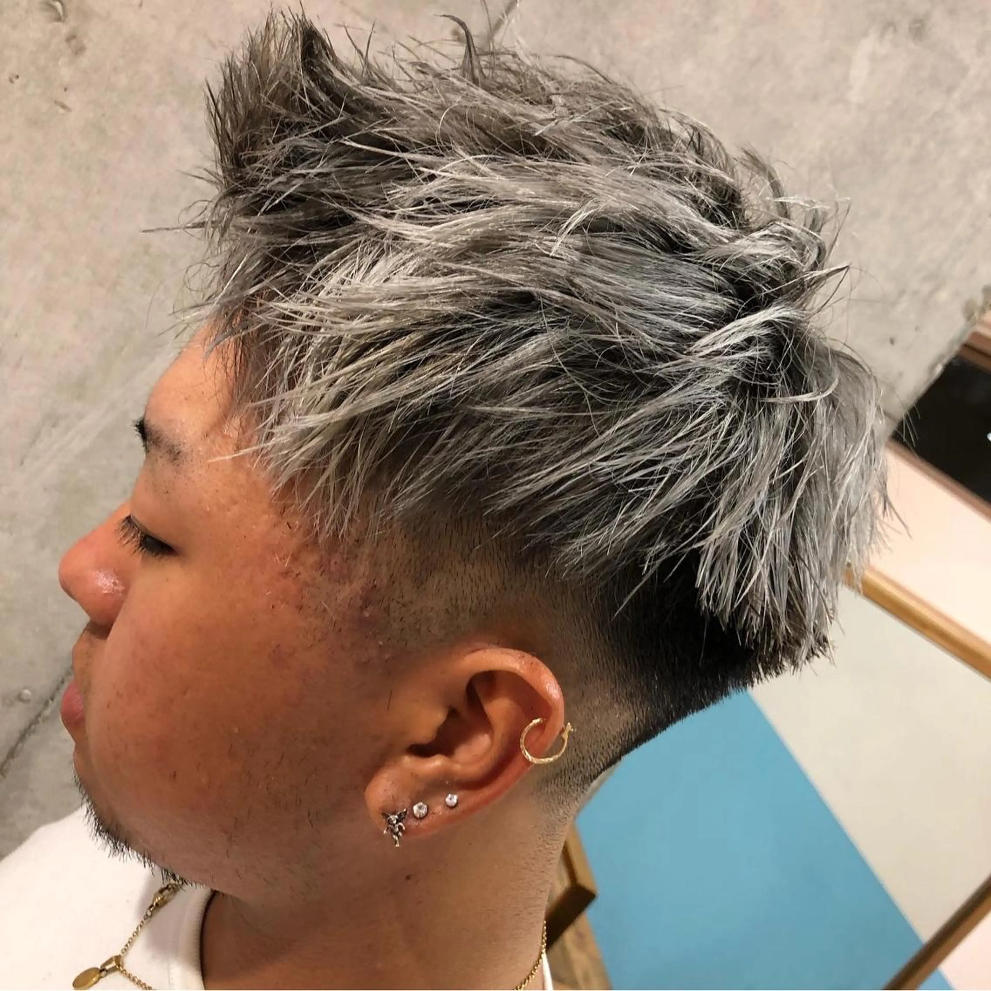 【メンズ】1番人気⚡️ブリーチONカラーorハイライト⚡️×ディープレイヤートリートメント×メンズカット✂️の写真