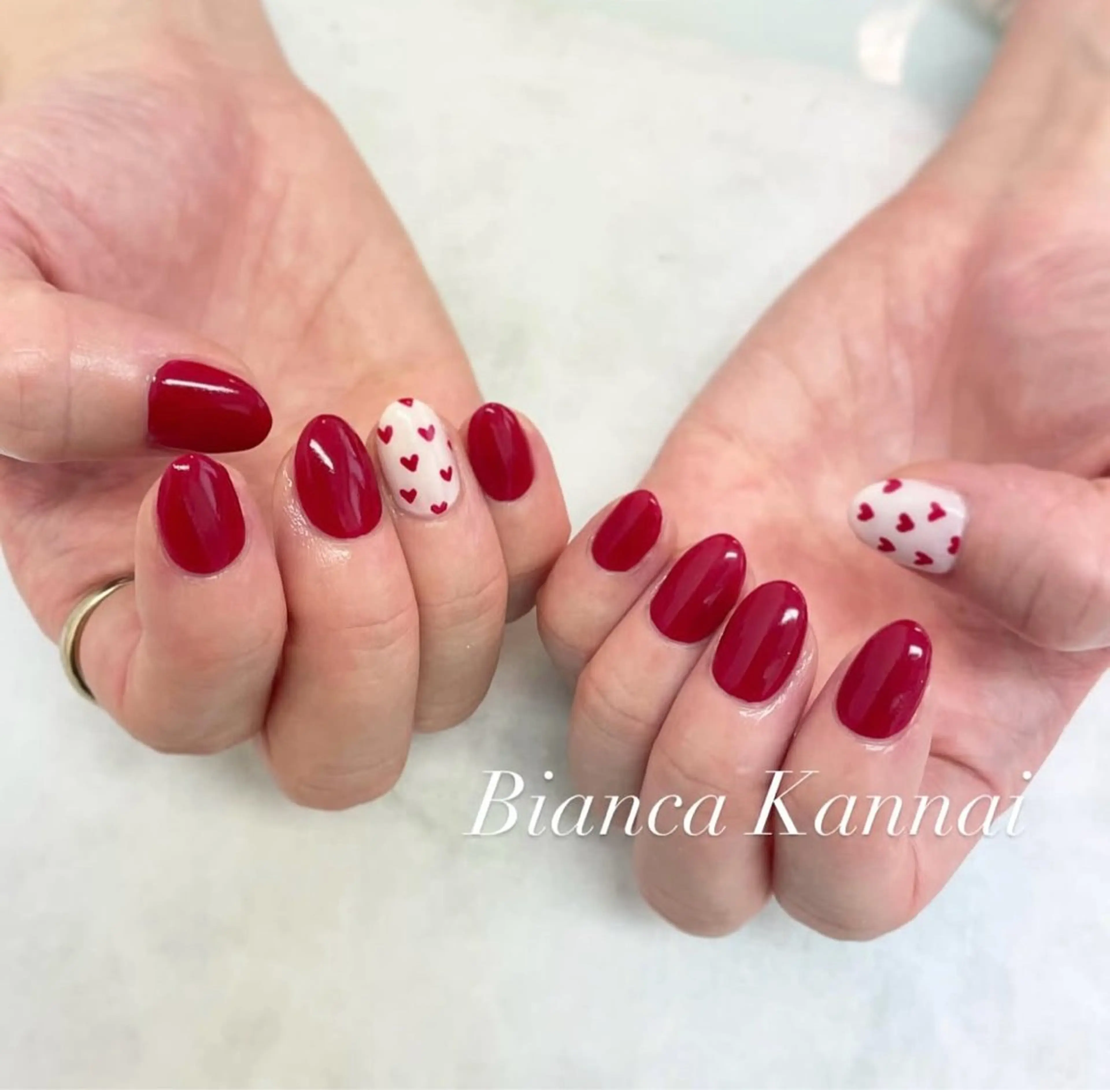ネイル アートネイル ハート Bianca関内 USUI🐢のネイルデザイン