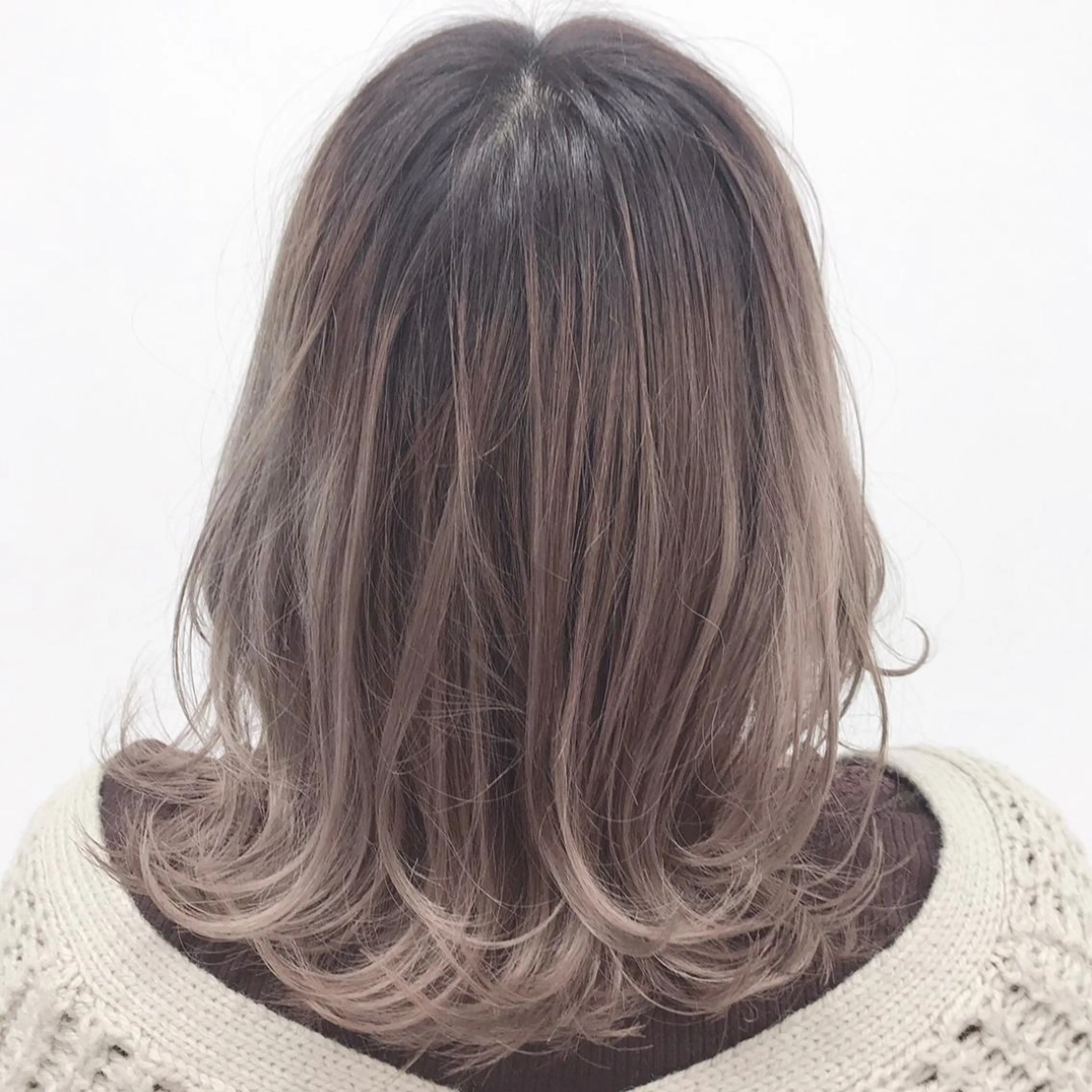 ミディアム カラー 310【サンイチマル】所属・透明感ハイトーン🦄 キラ🌈のヘアスタイル