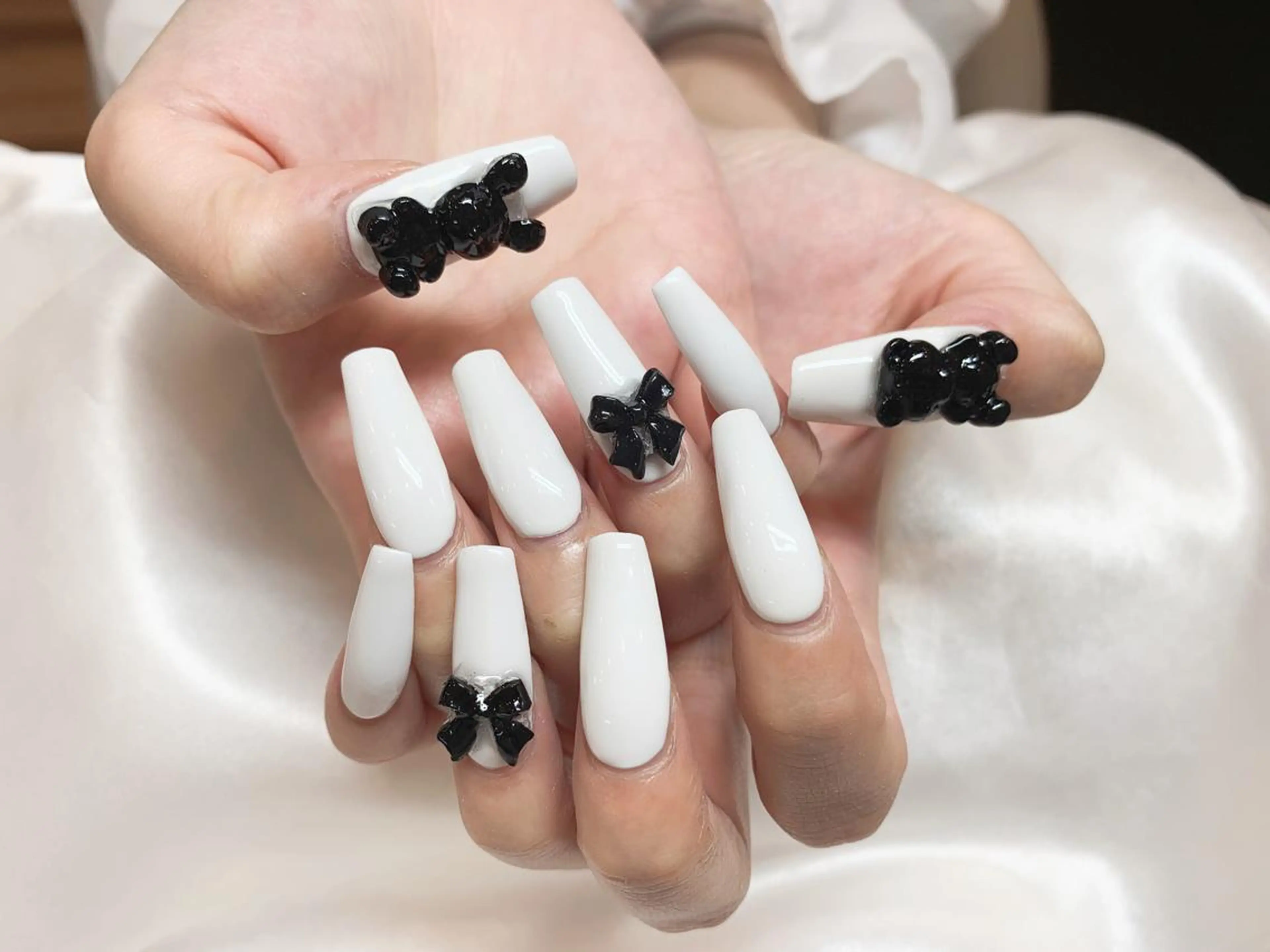 ネイル Ui_Amor (パラジェル)のネイルデザイン