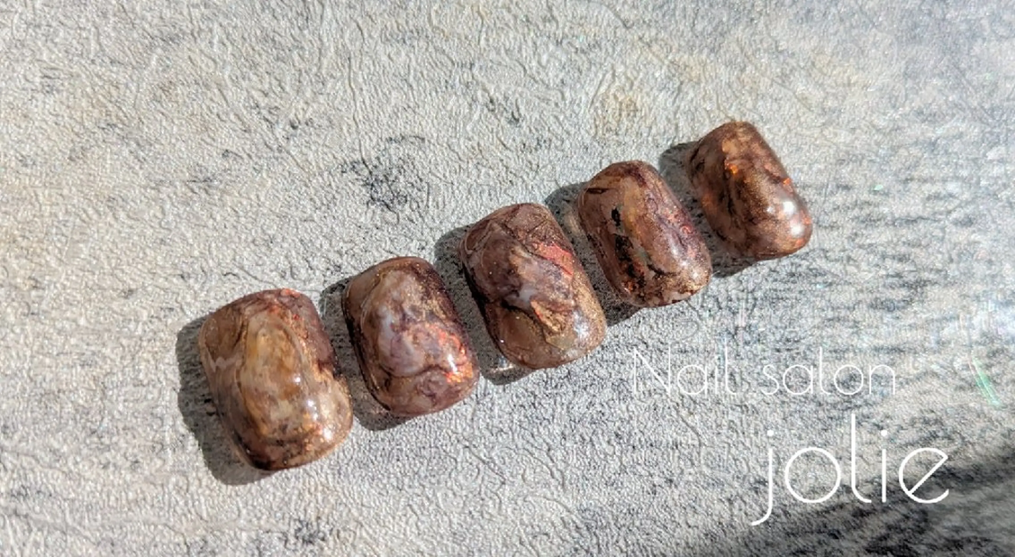 ネイル アートネイル ニュアンスネイル jolie  ISIHARAのネイルデザイン