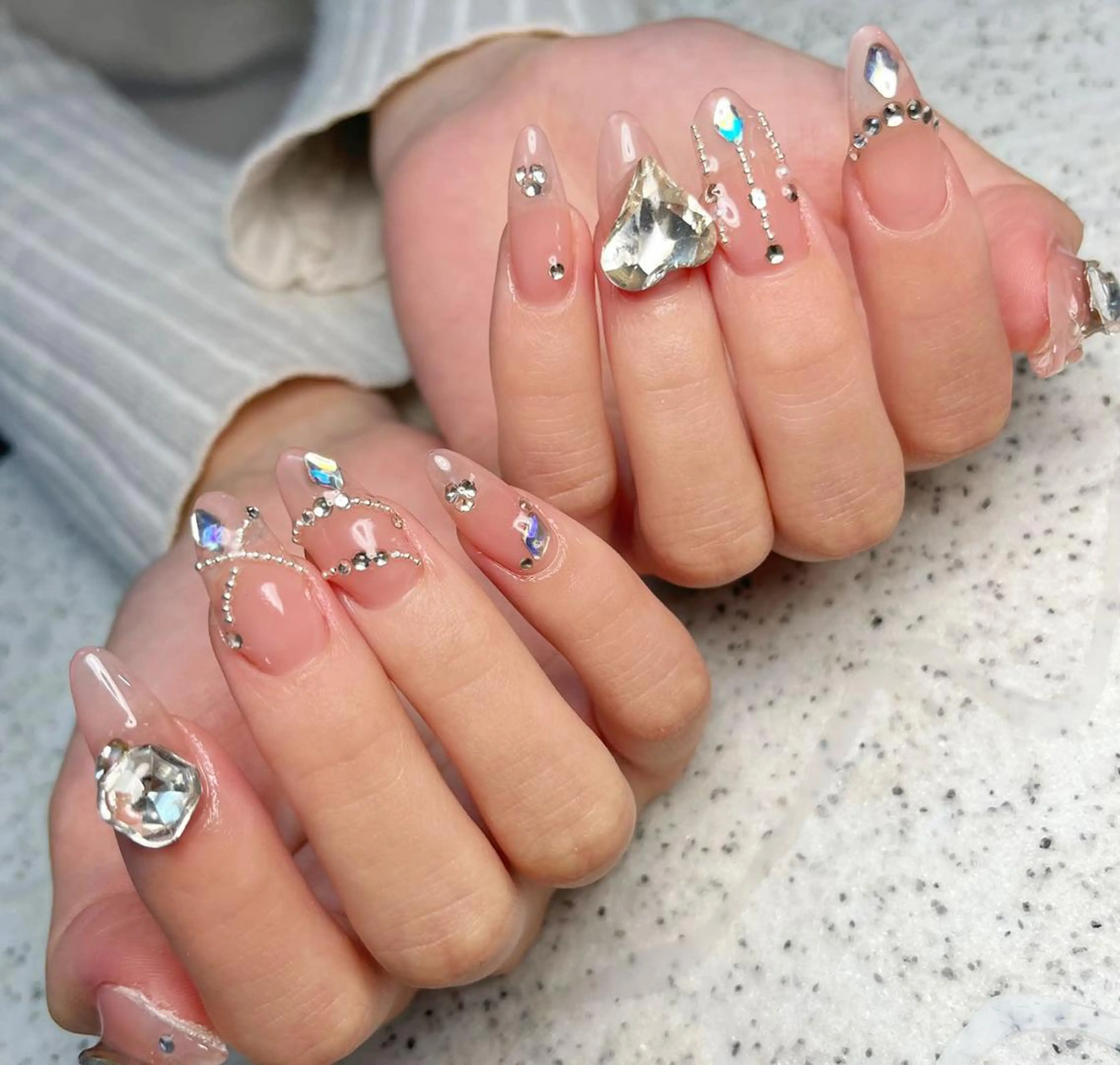 ネイル 長さ出し ネイルチップ Queen's ゆなのネイルデザイン